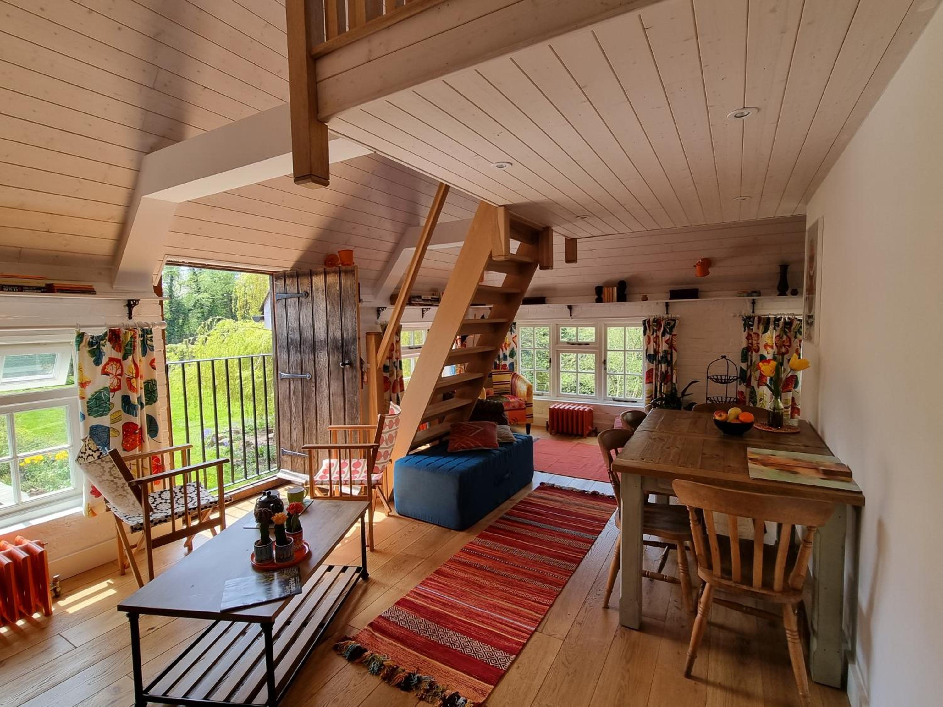 One-Bedroom House photo 1