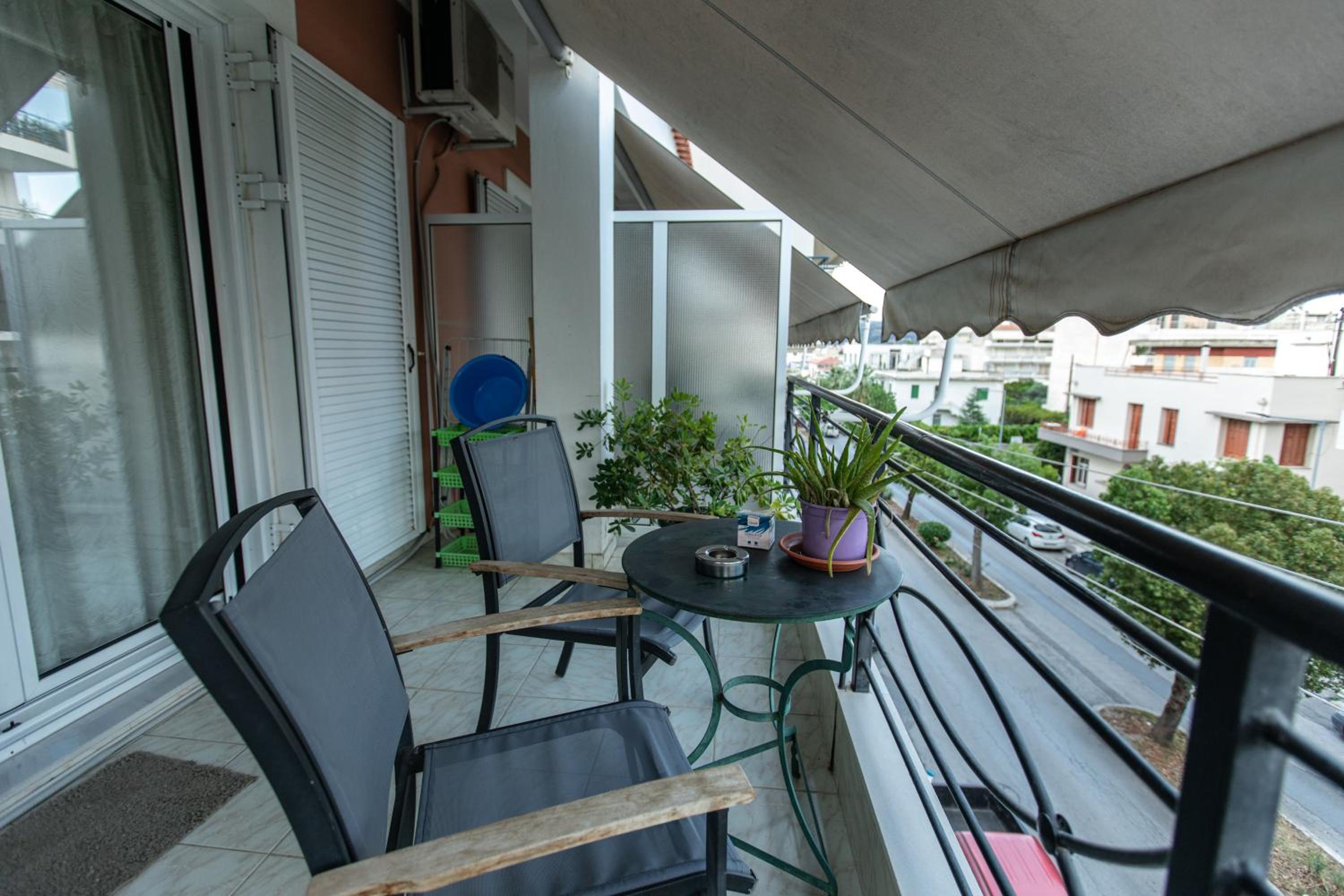 One-Bedroom Apartment - Photo 16