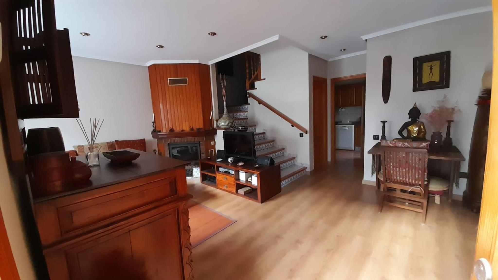 Two-Bedroom House photo 2