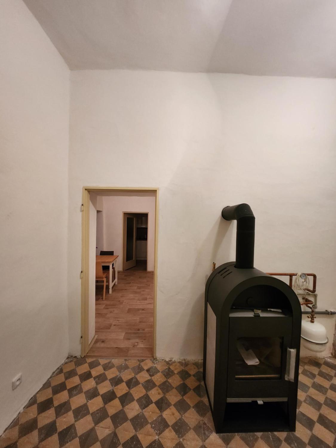 Apartment photo 2
