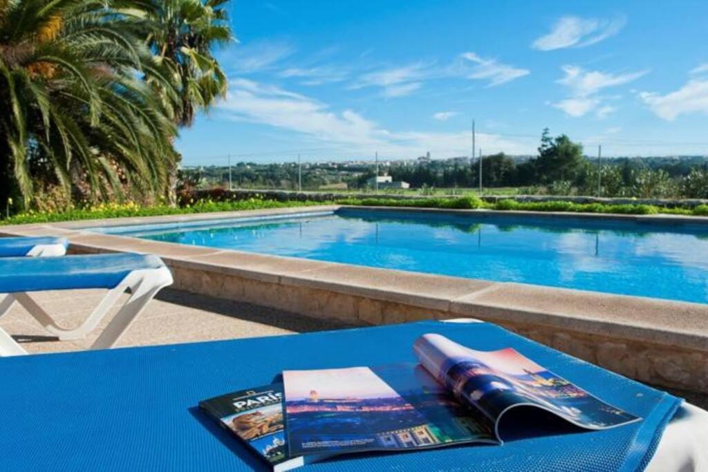 Villa photo 3