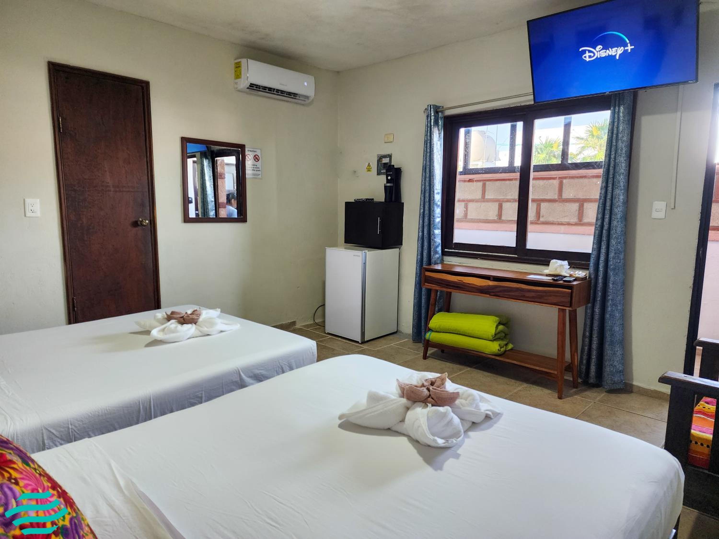 Standard Double Room - Photo 10