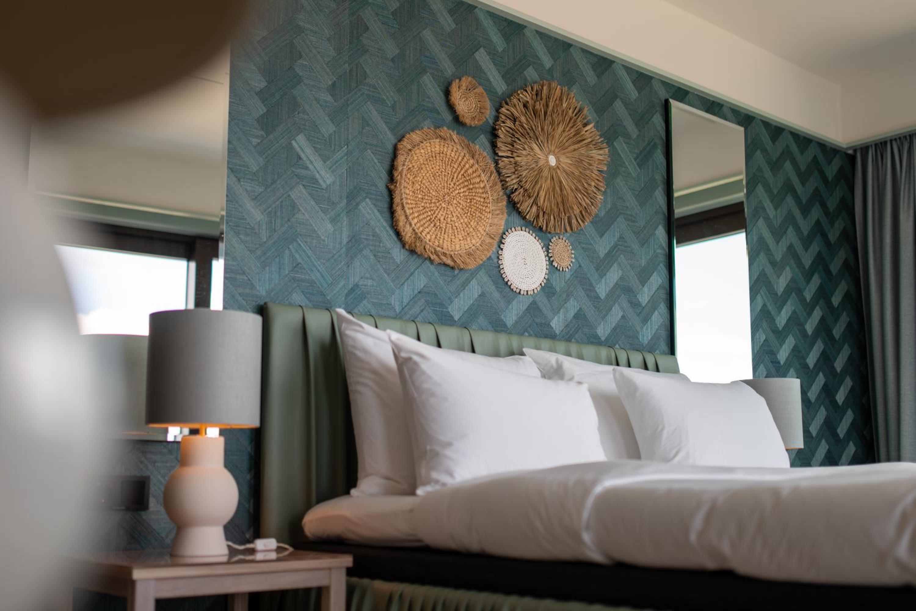 Ocean Front Premium
