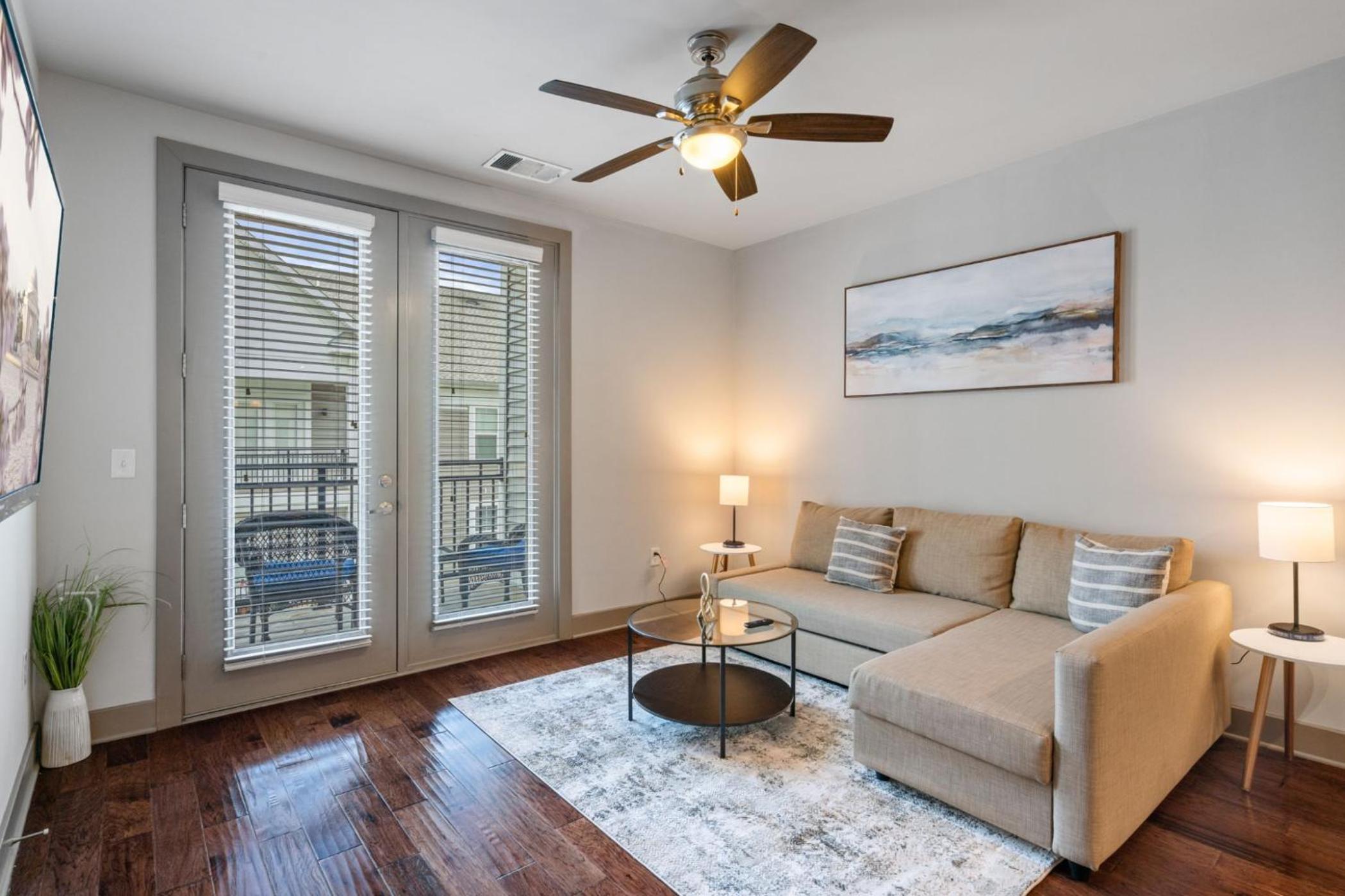 Apartment photo 1