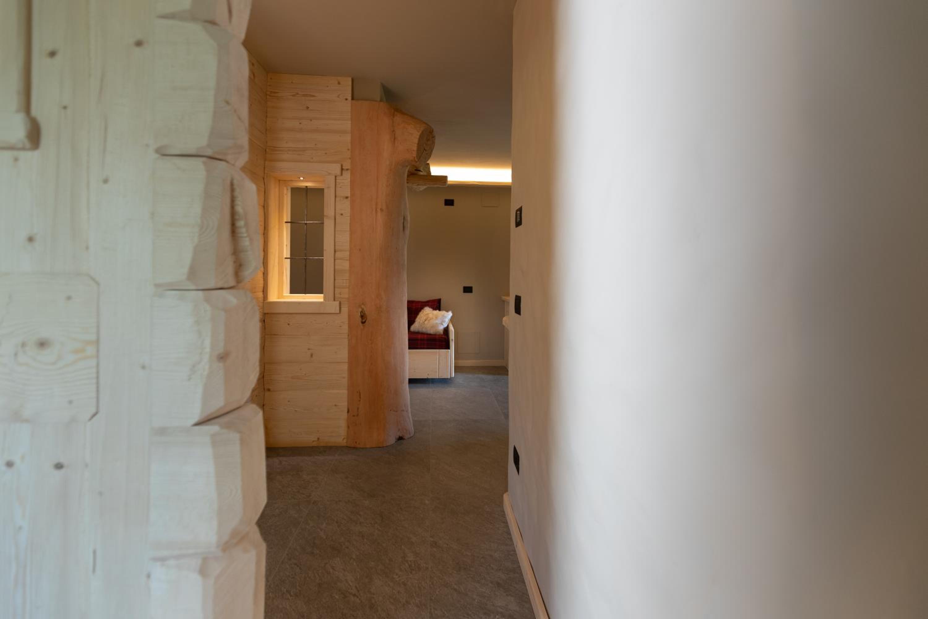Suite with Spa Bath - Photo 7