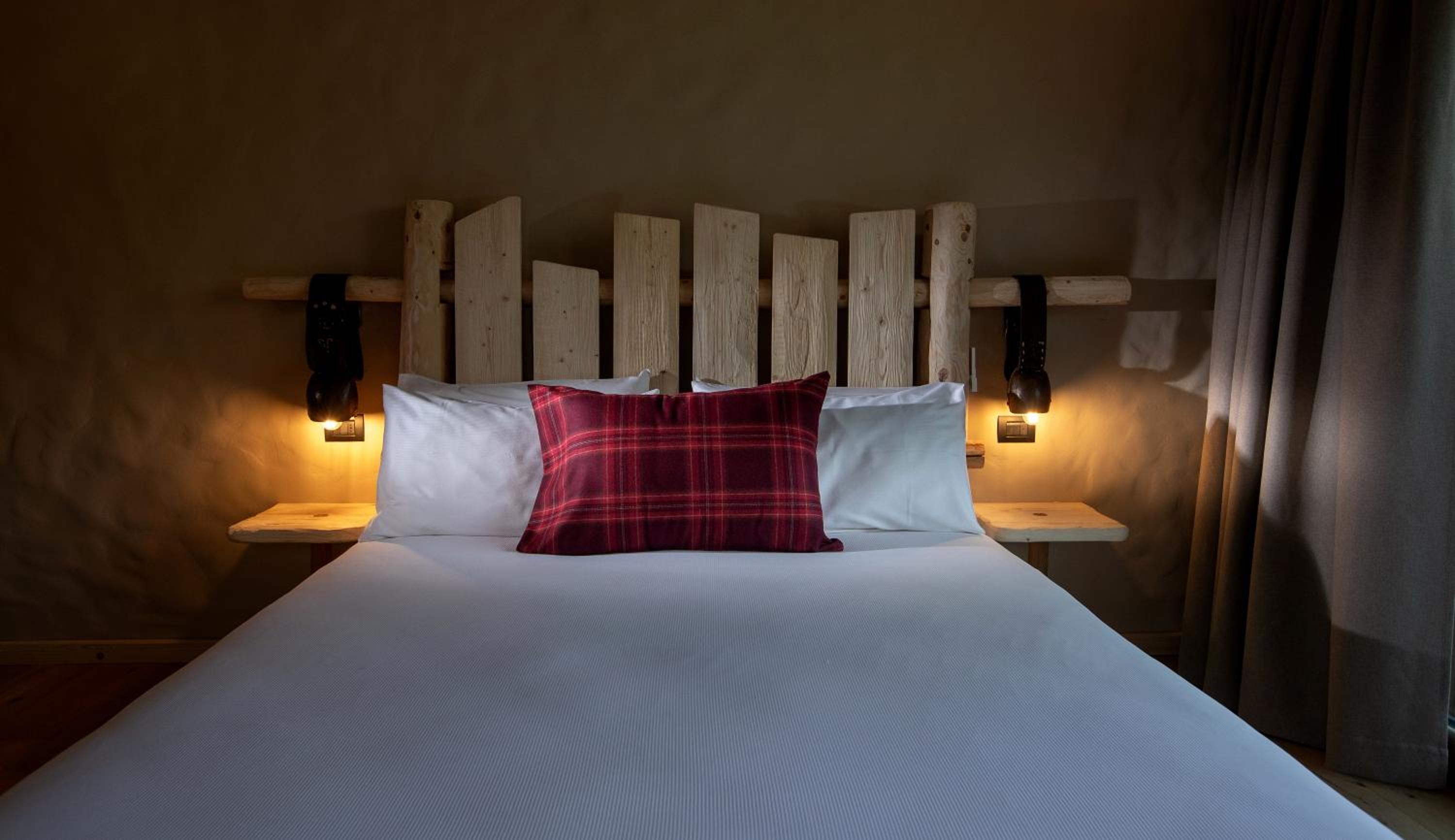 Suite with Spa Bath - Photo 3