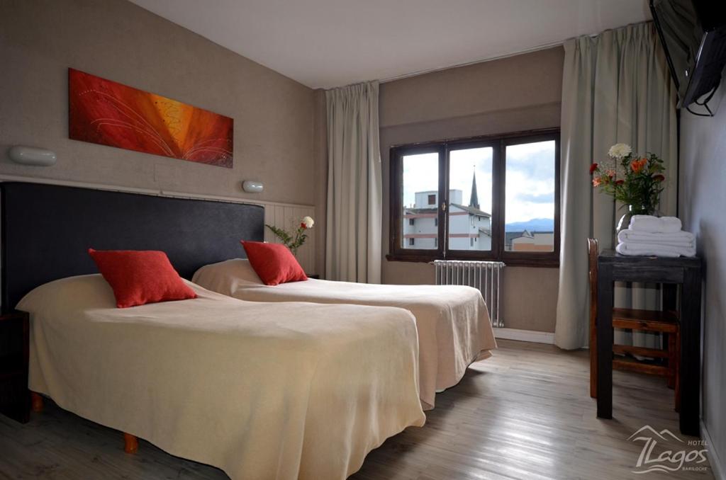 Standard Double or Twin Room photo 3