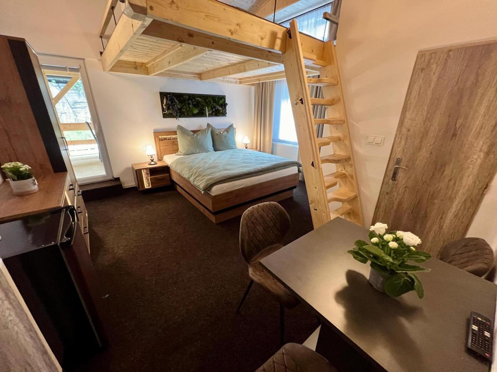 Quadruple Room with Terrace photo 2