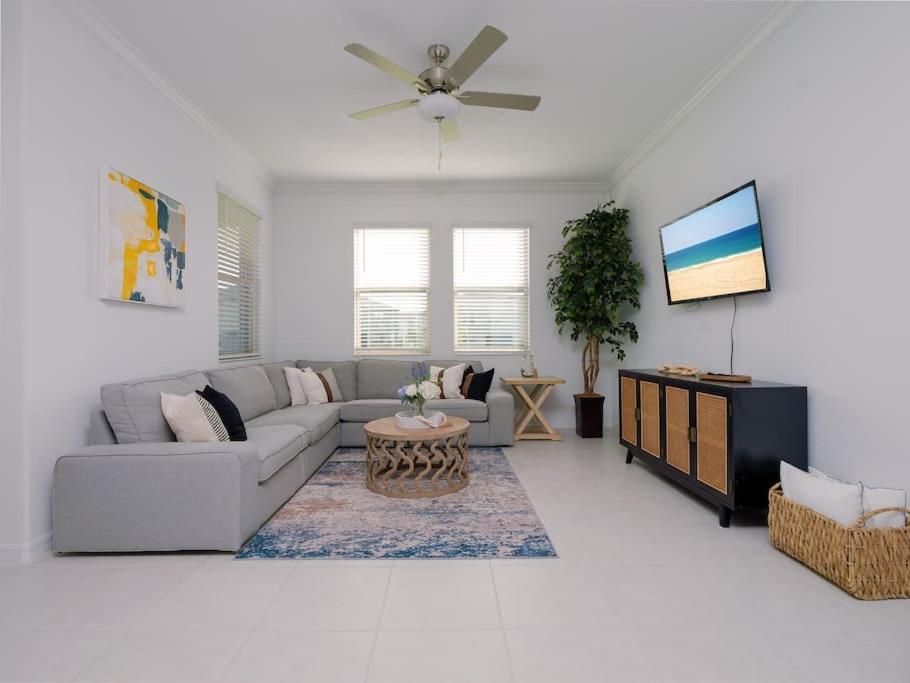Three-Bedroom House photo 1