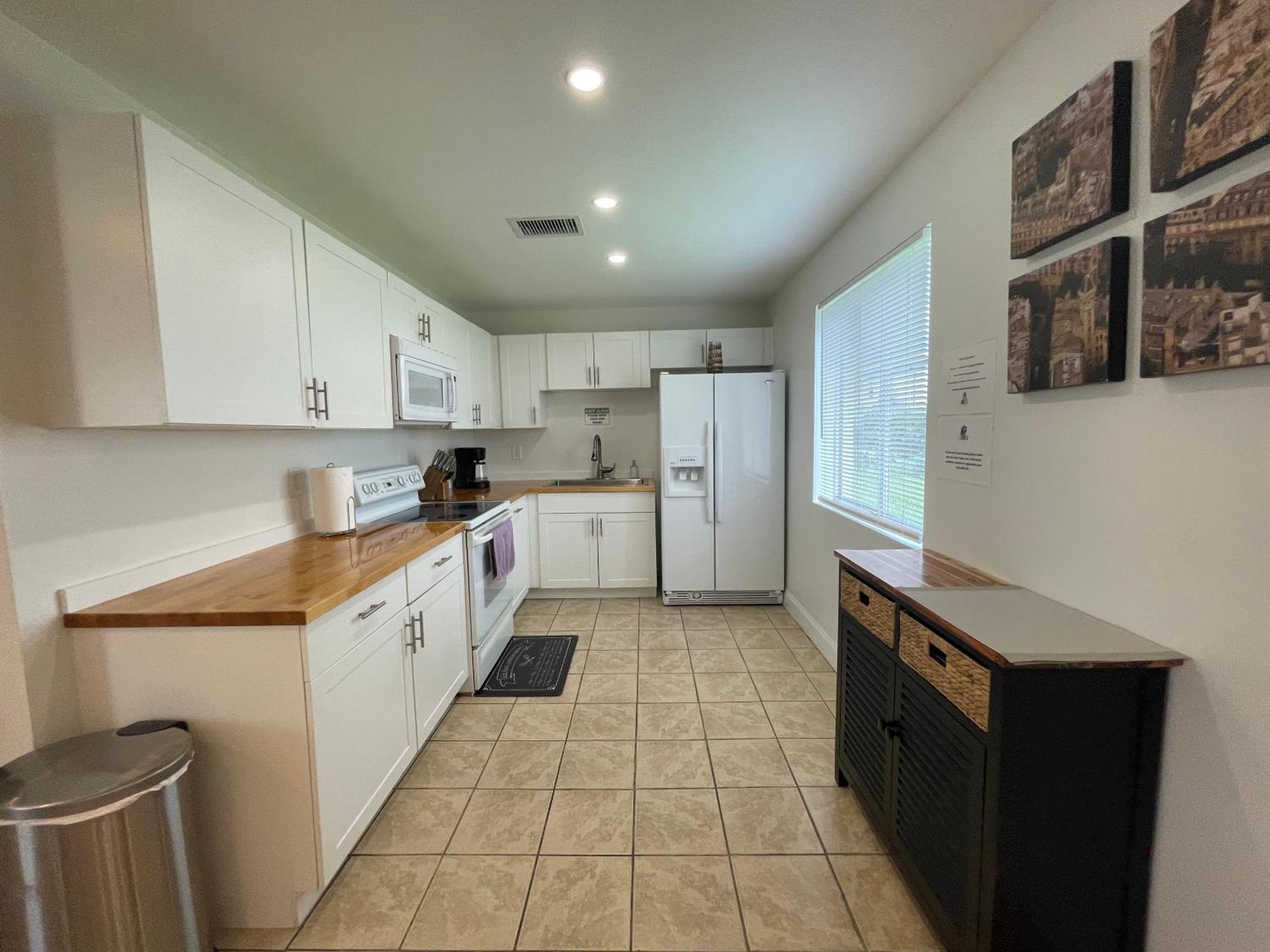 Two-Bedroom House photo 2