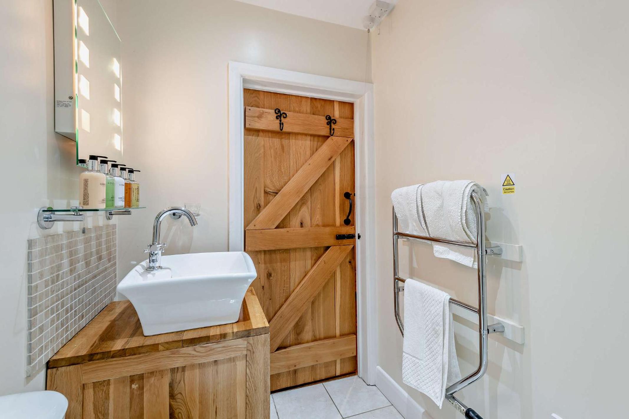 Superior Double Room with Lake View photo 2
