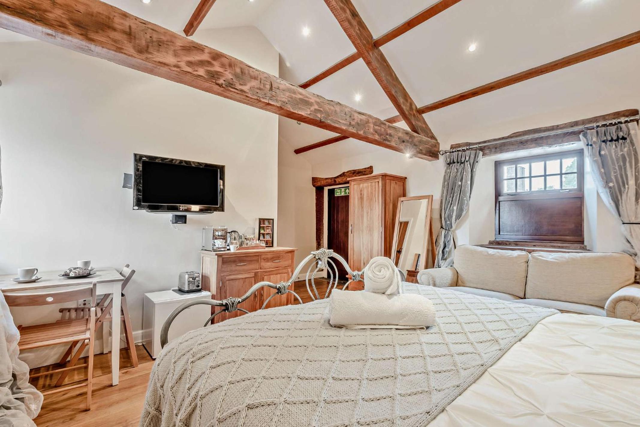 Superior Double Room with Lake View photo 3