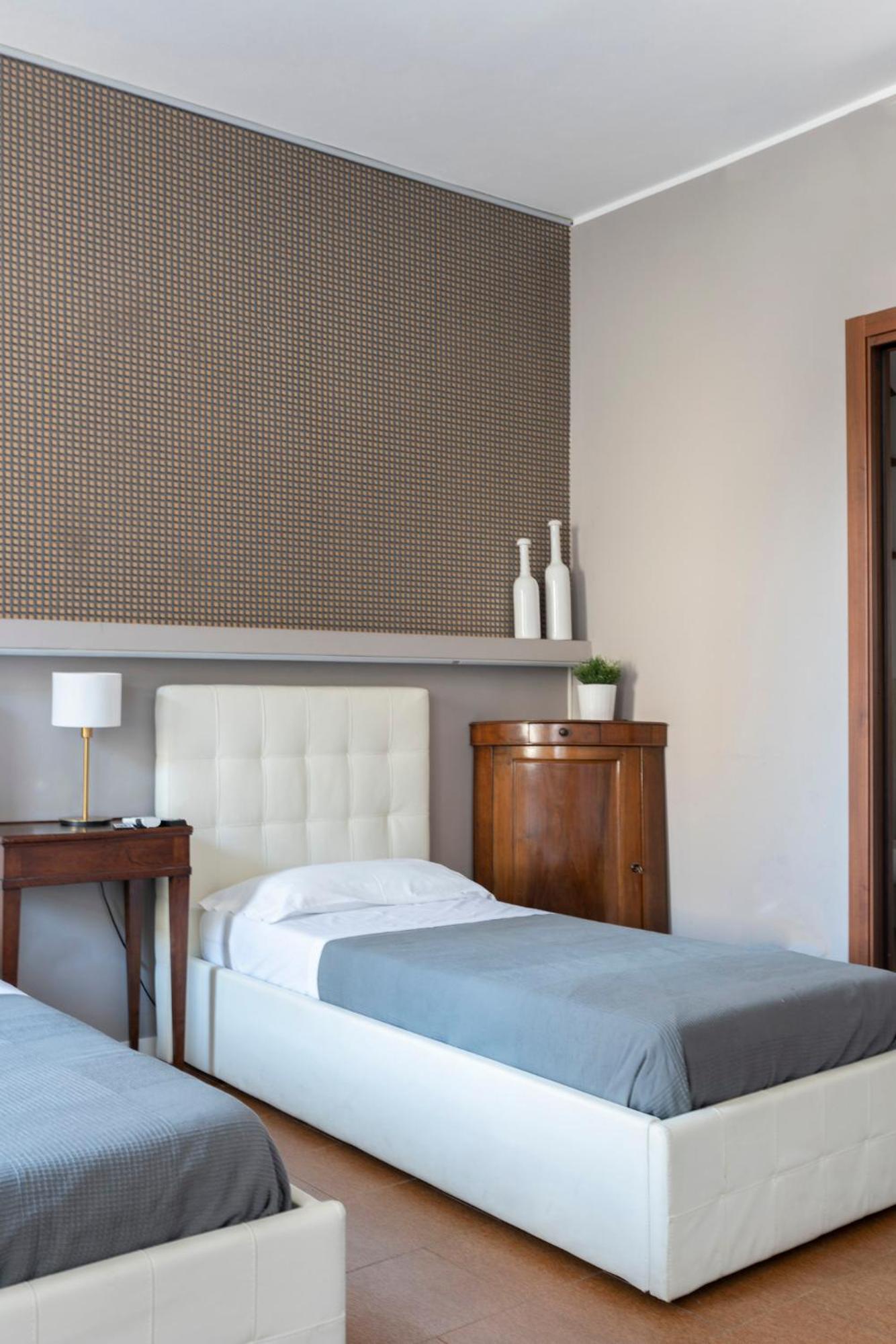 Triple Room with Private Bathroom photo 1