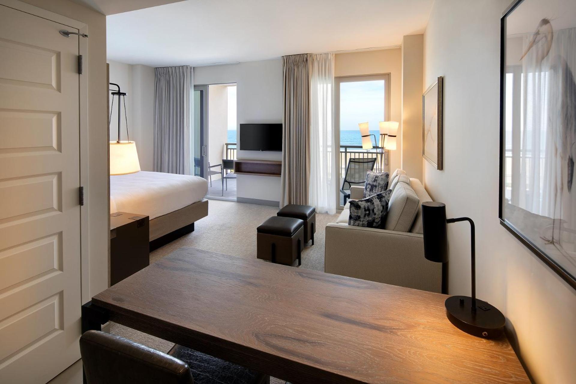 Suite with Ocean View