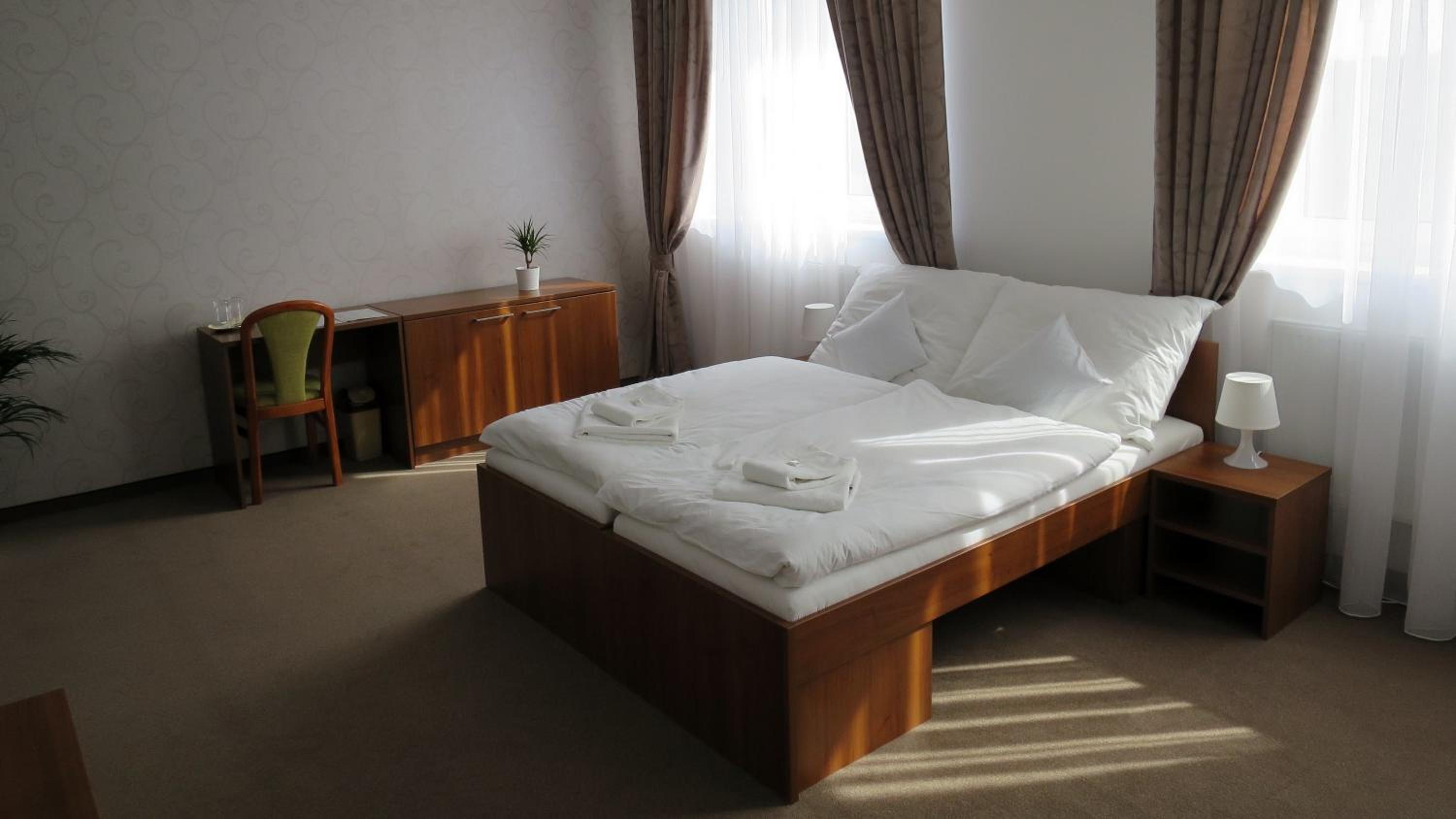 Standard Double Room photo 3