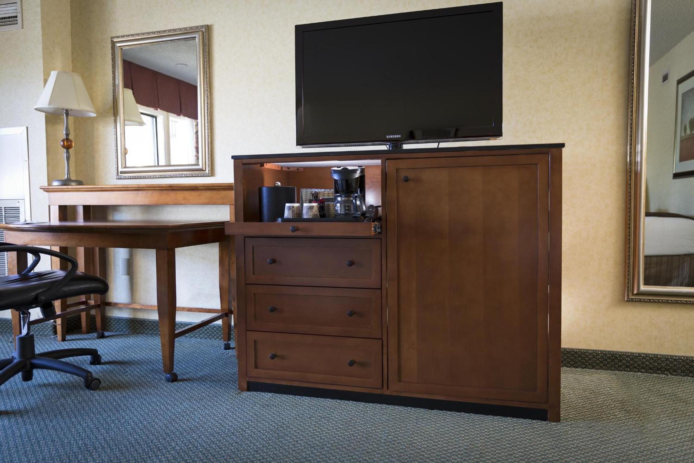 Queen Room - Photo 2