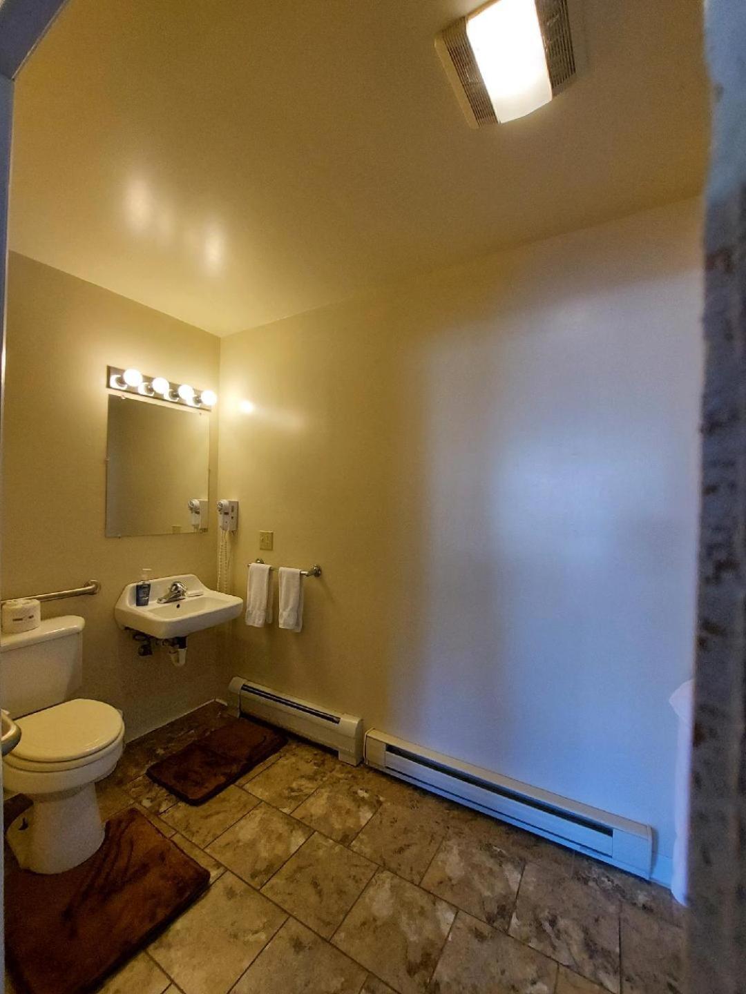Deluxe Single Room photo 3