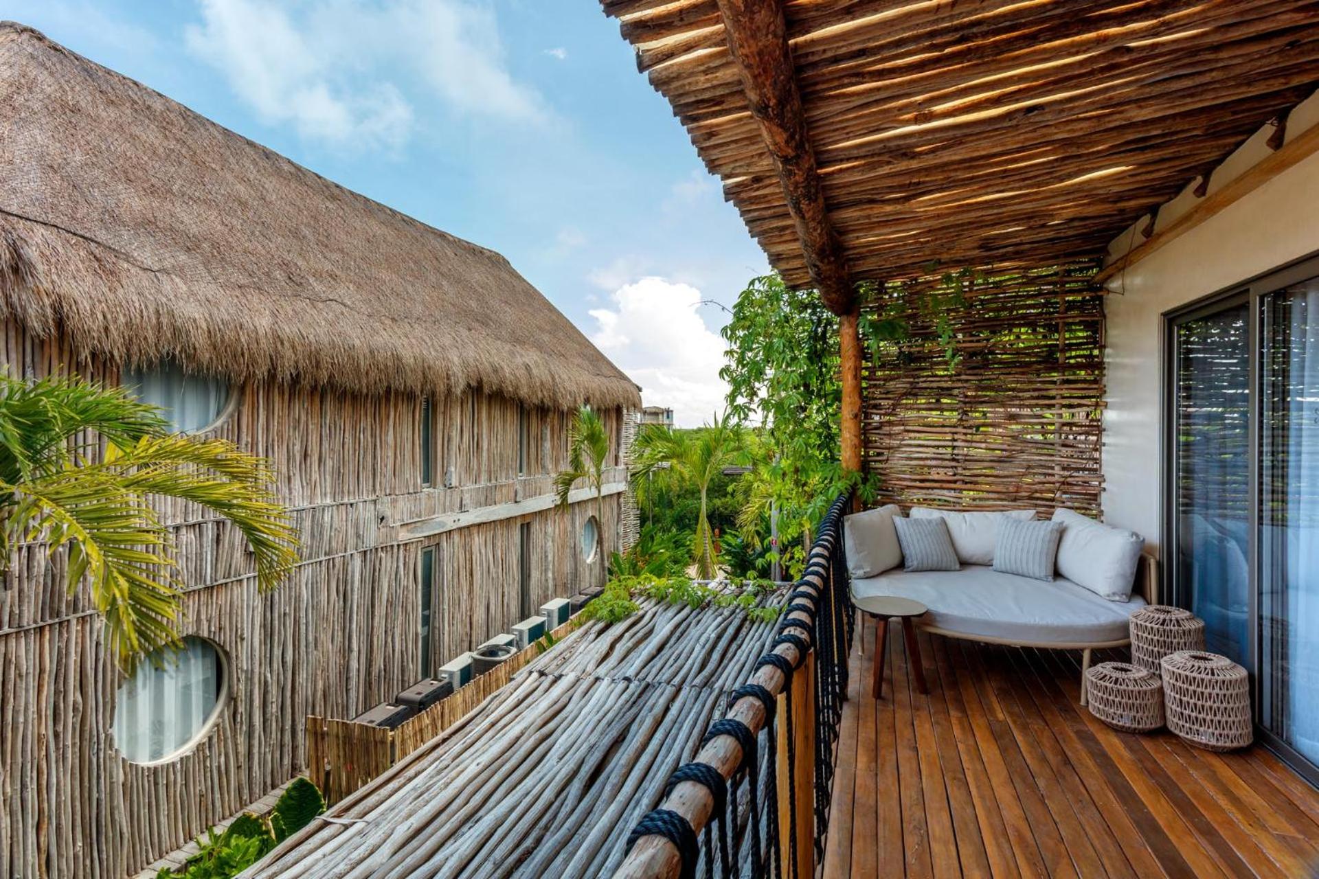 Suite with Garden View - Photo 25
