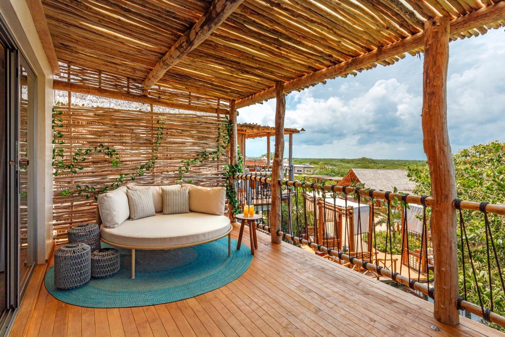 Superior Suite - Photo 19