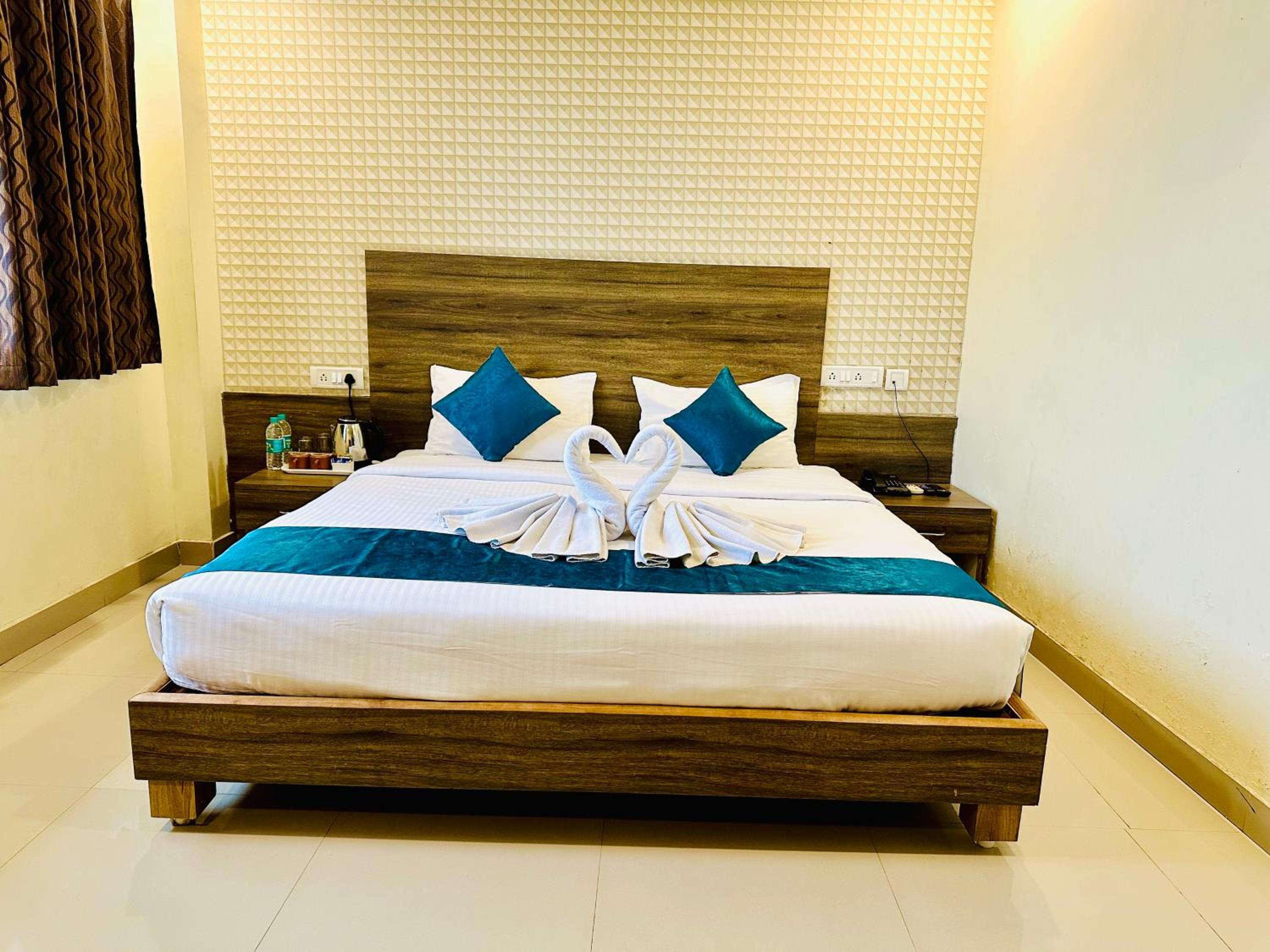 Superior Double or Twin Room - Photo 4