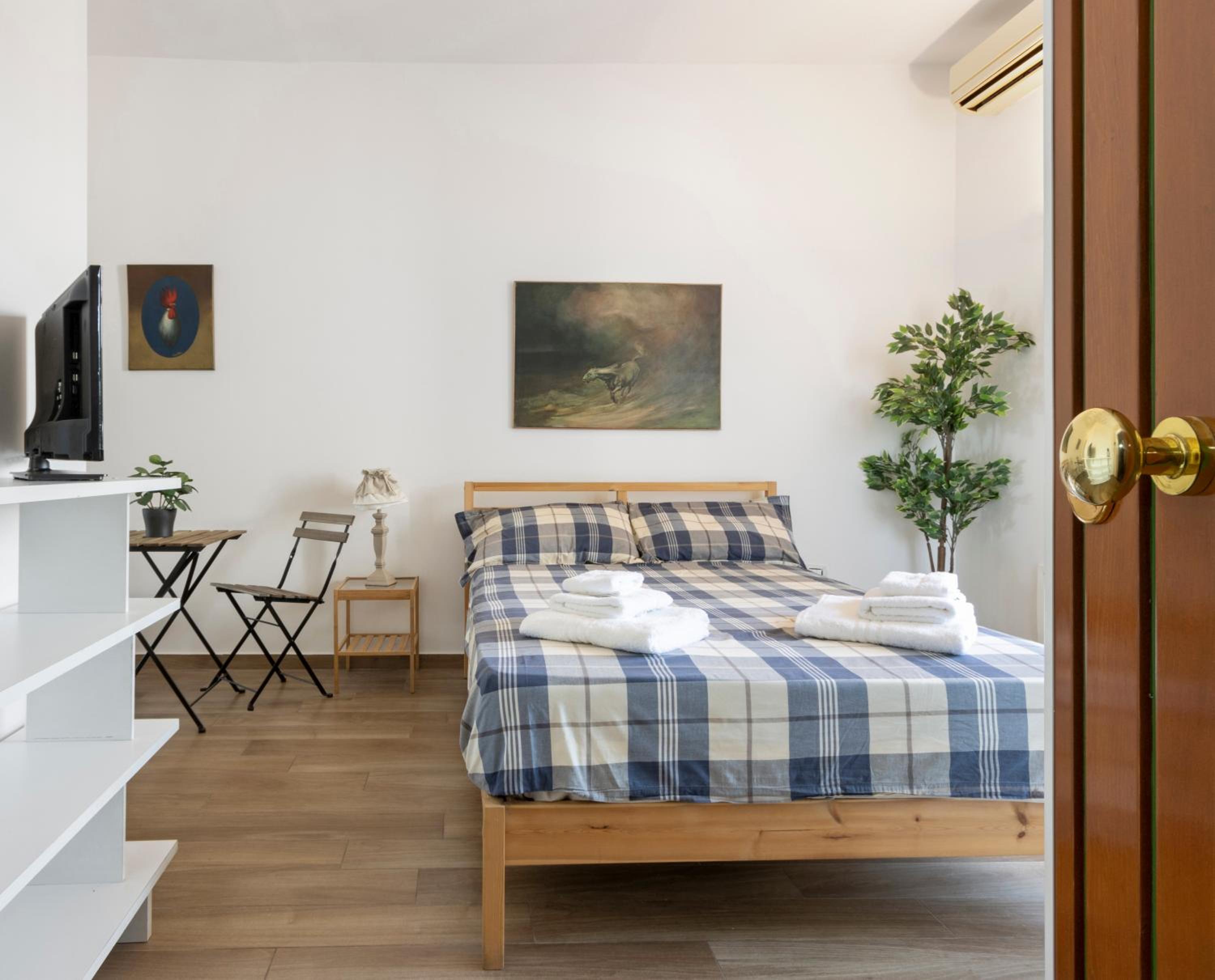 One-Bedroom House