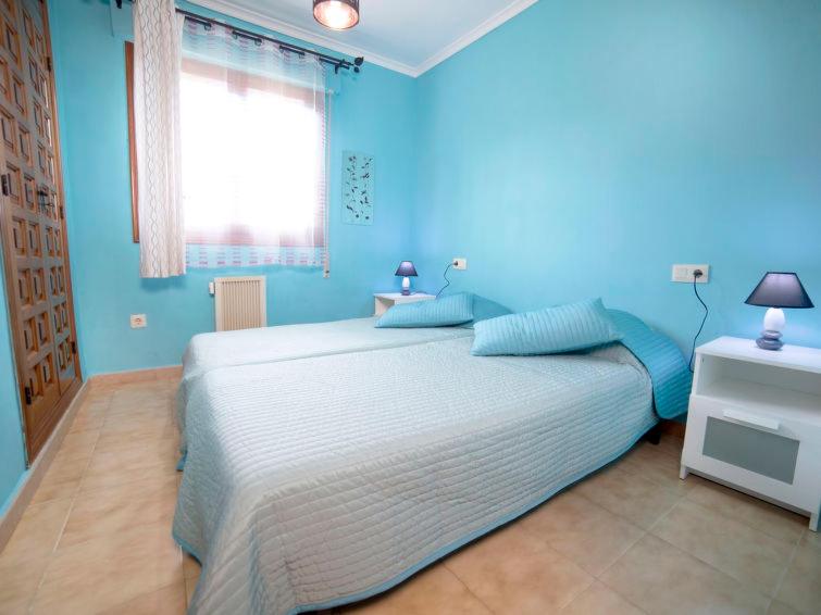 Three-Bedroom Villa photo 2