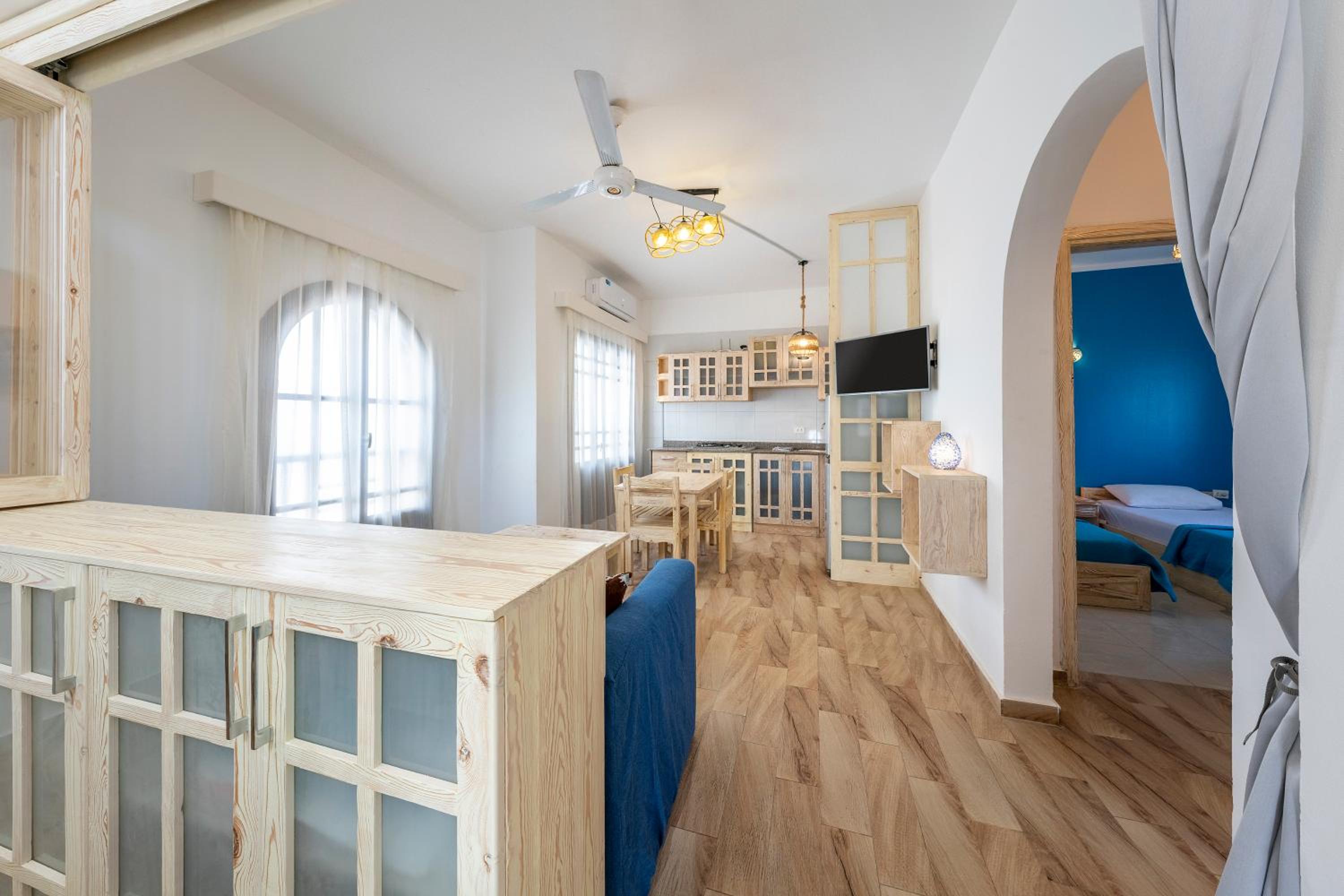 Two-Bedroom Apartment with Sea View photo 1