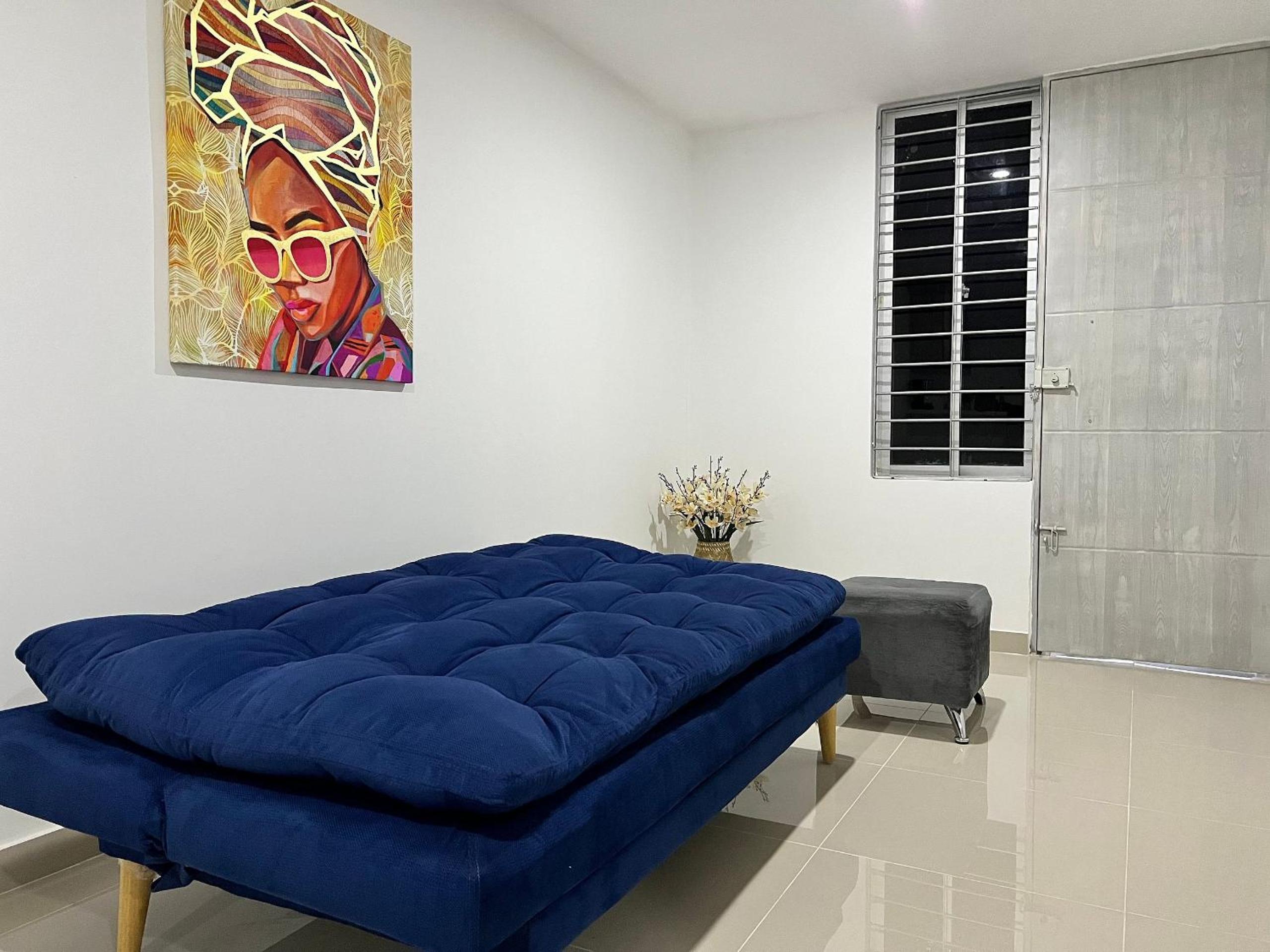 Apartment photo 2