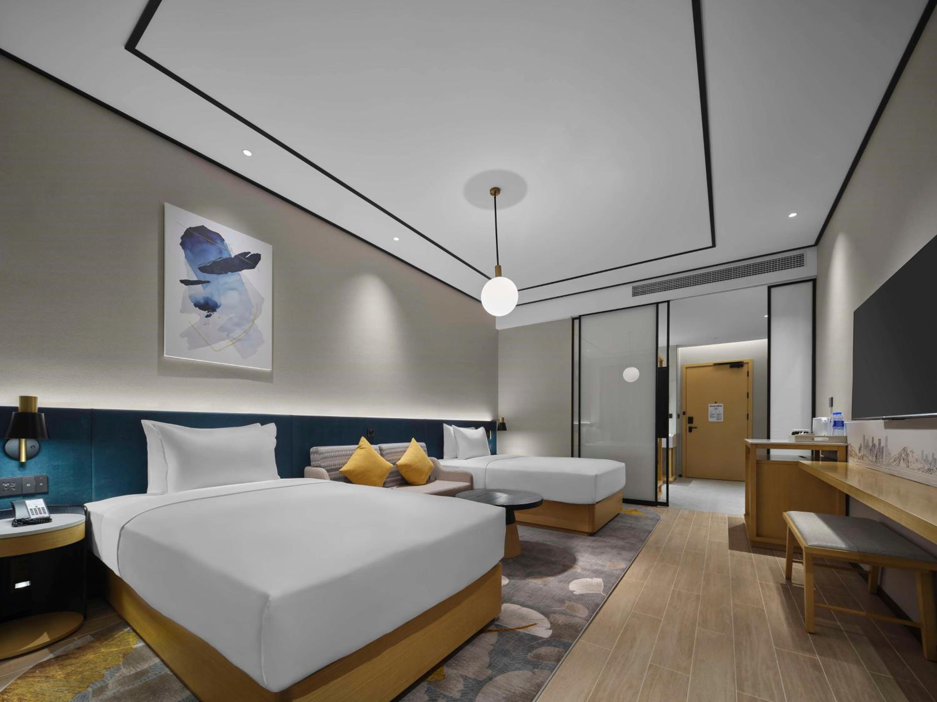 Twin Room - Photo 3