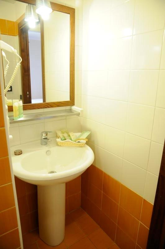 Triple Room - Photo 2