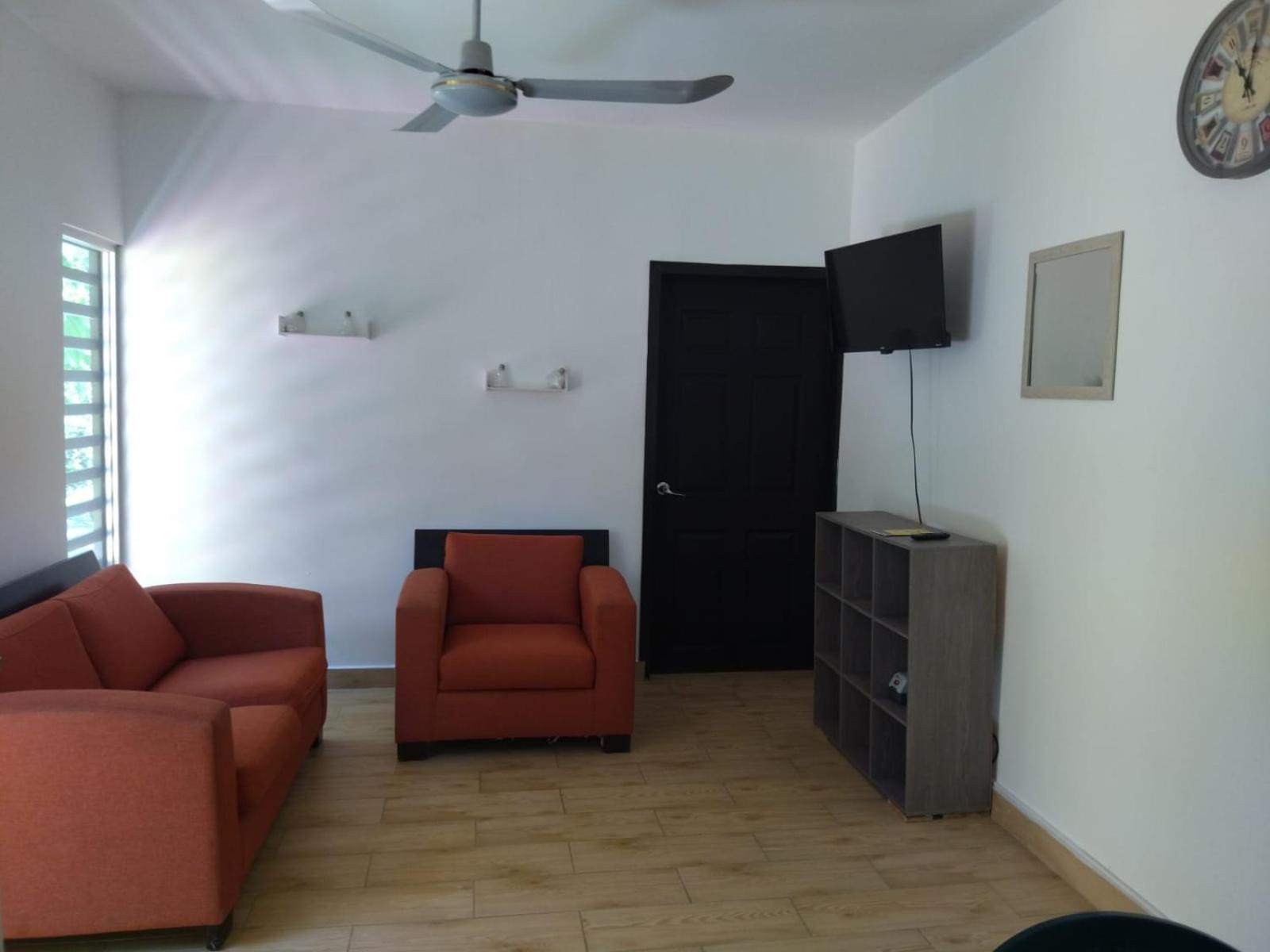Family Suite - Photo 10