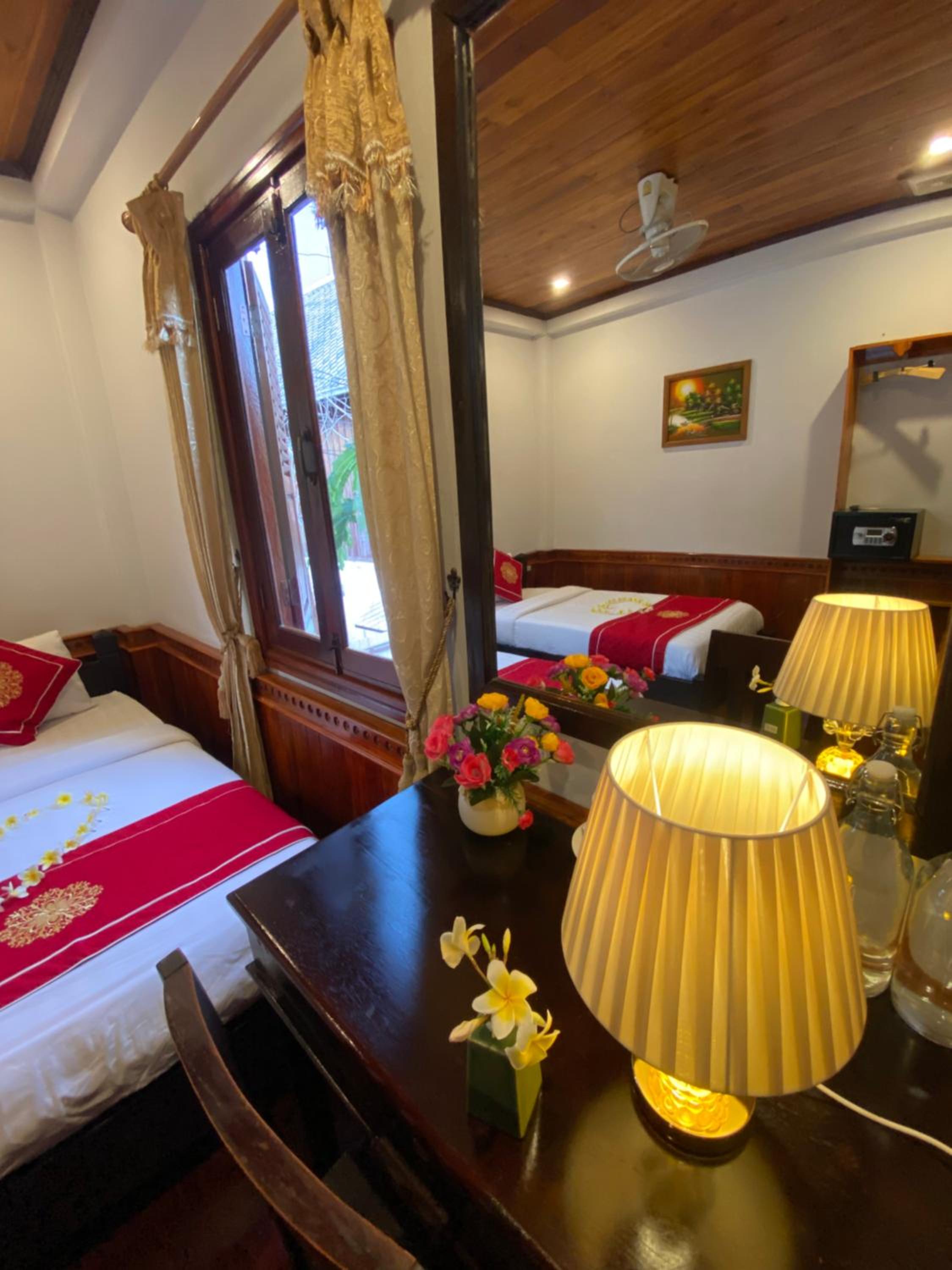 Deluxe Double Room - Photo 8