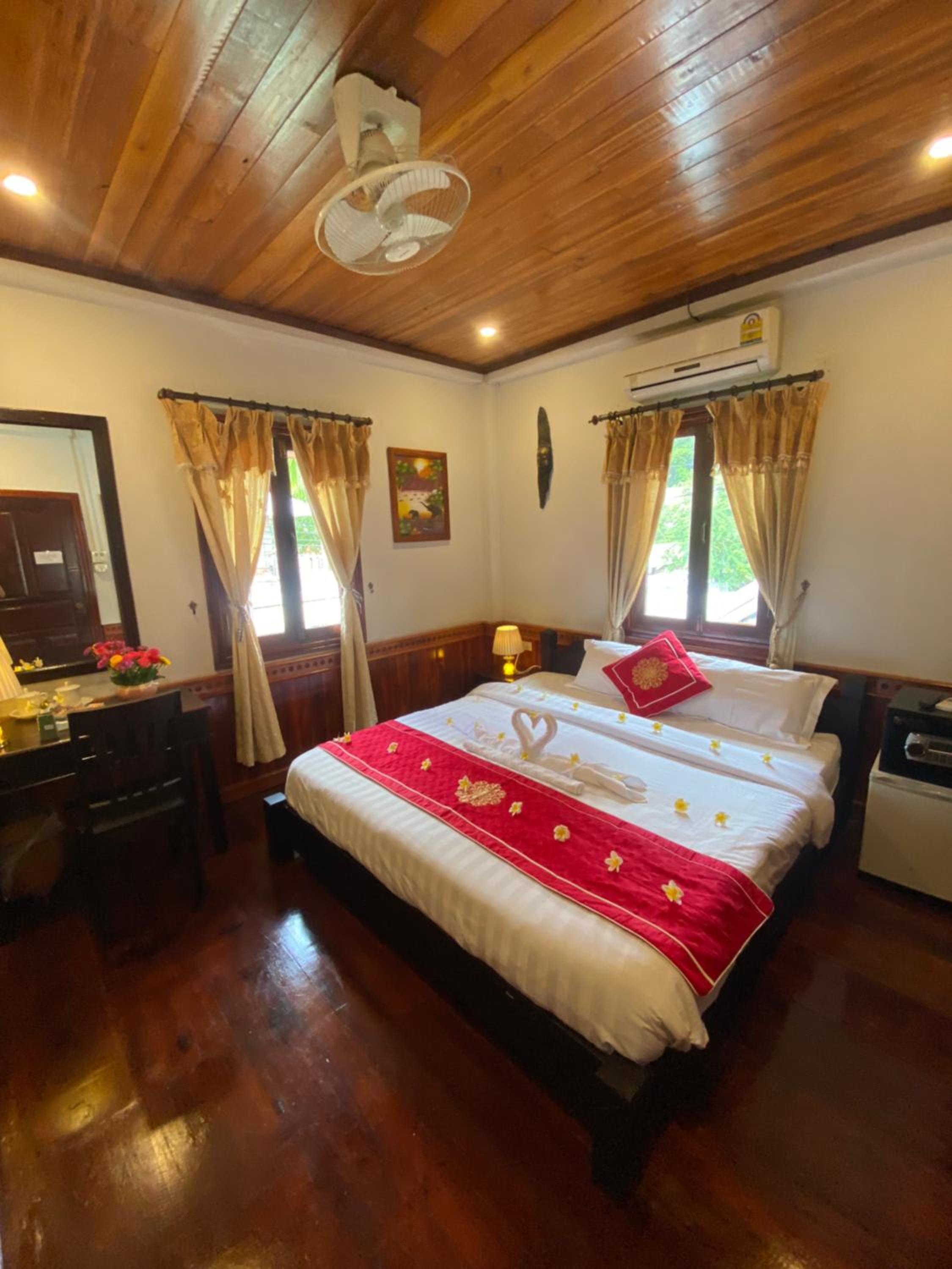 Deluxe Double Room - Photo 7