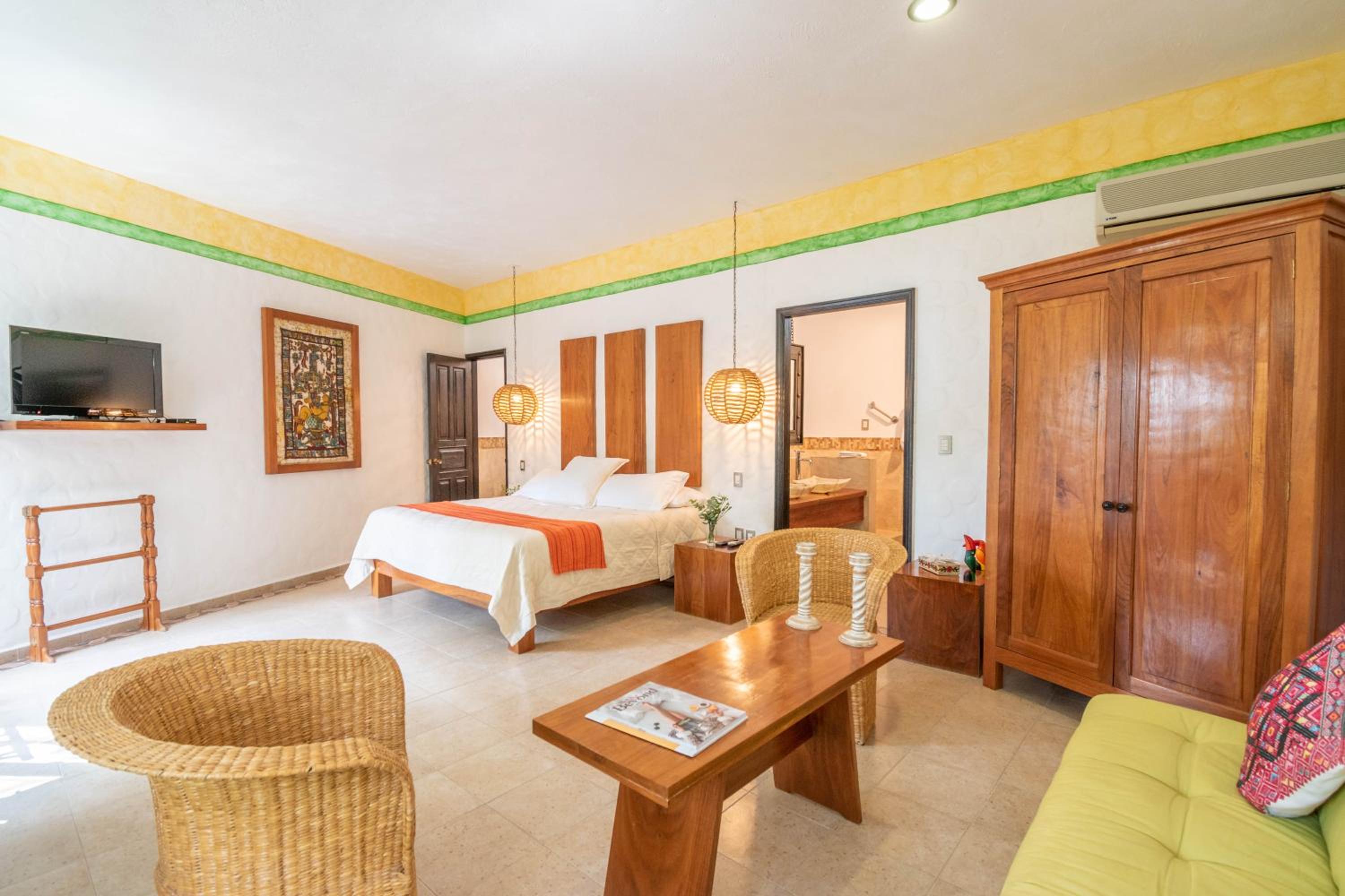 Deluxe Queen Room