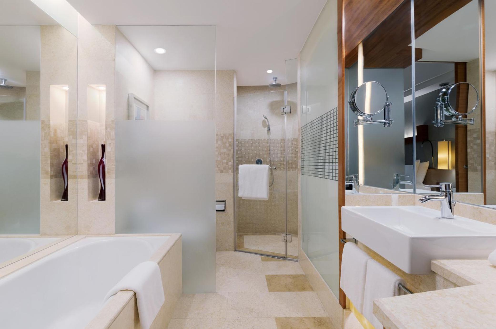 Swiss Advantage King Room