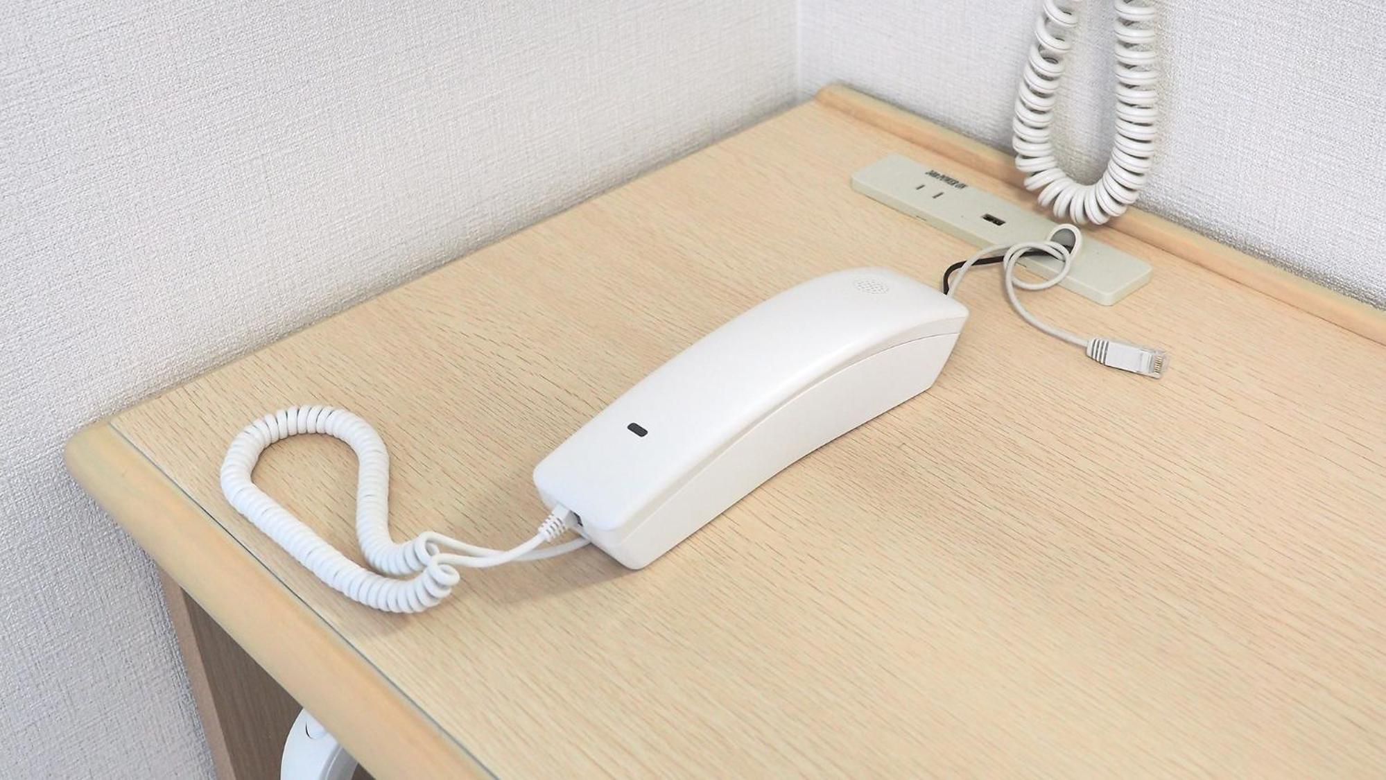 Double Room - Smoking - Photo 3