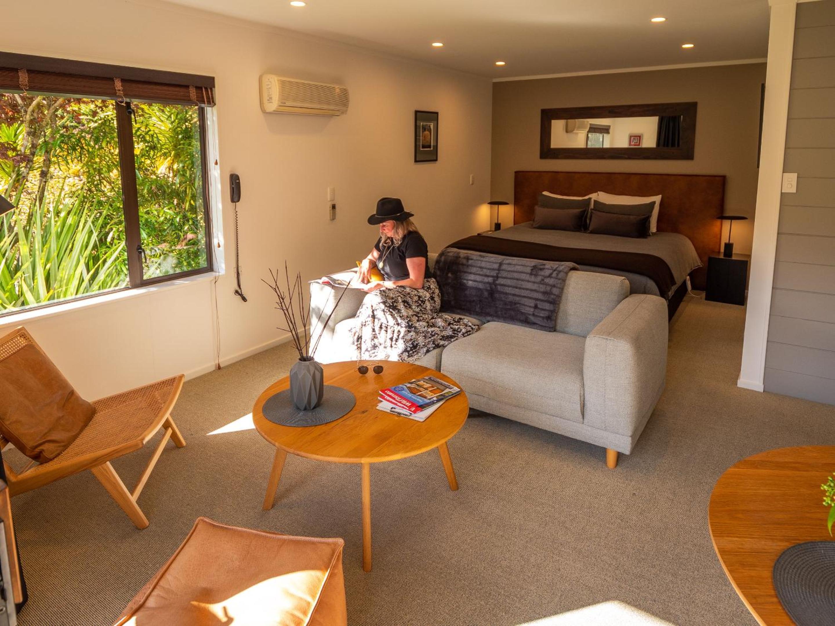 Luxe Villa photo 2