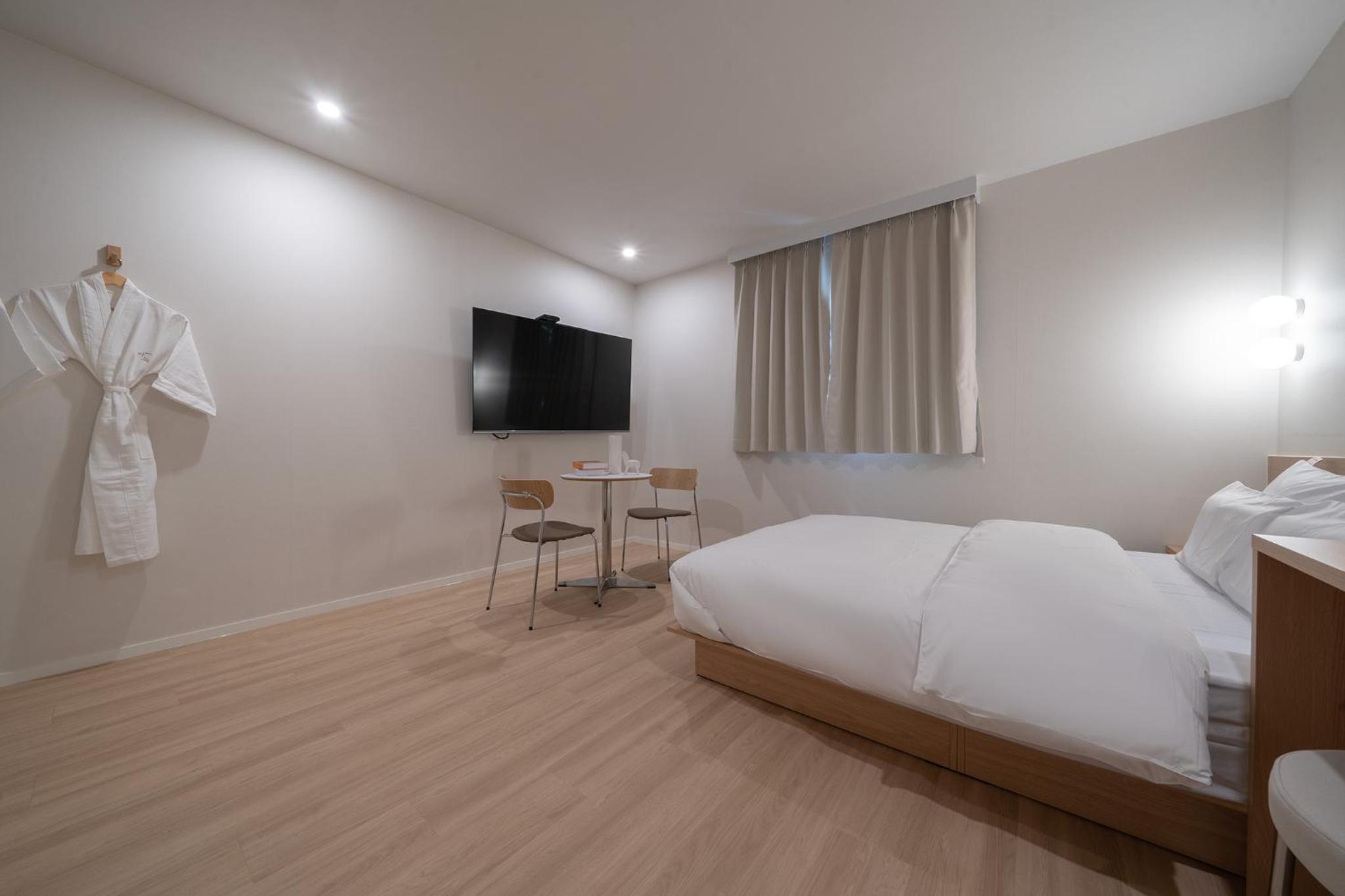 Standard Room - Photo 5