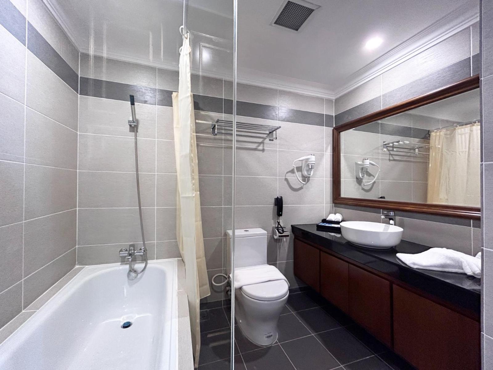 Junior Suite King - Photo 17