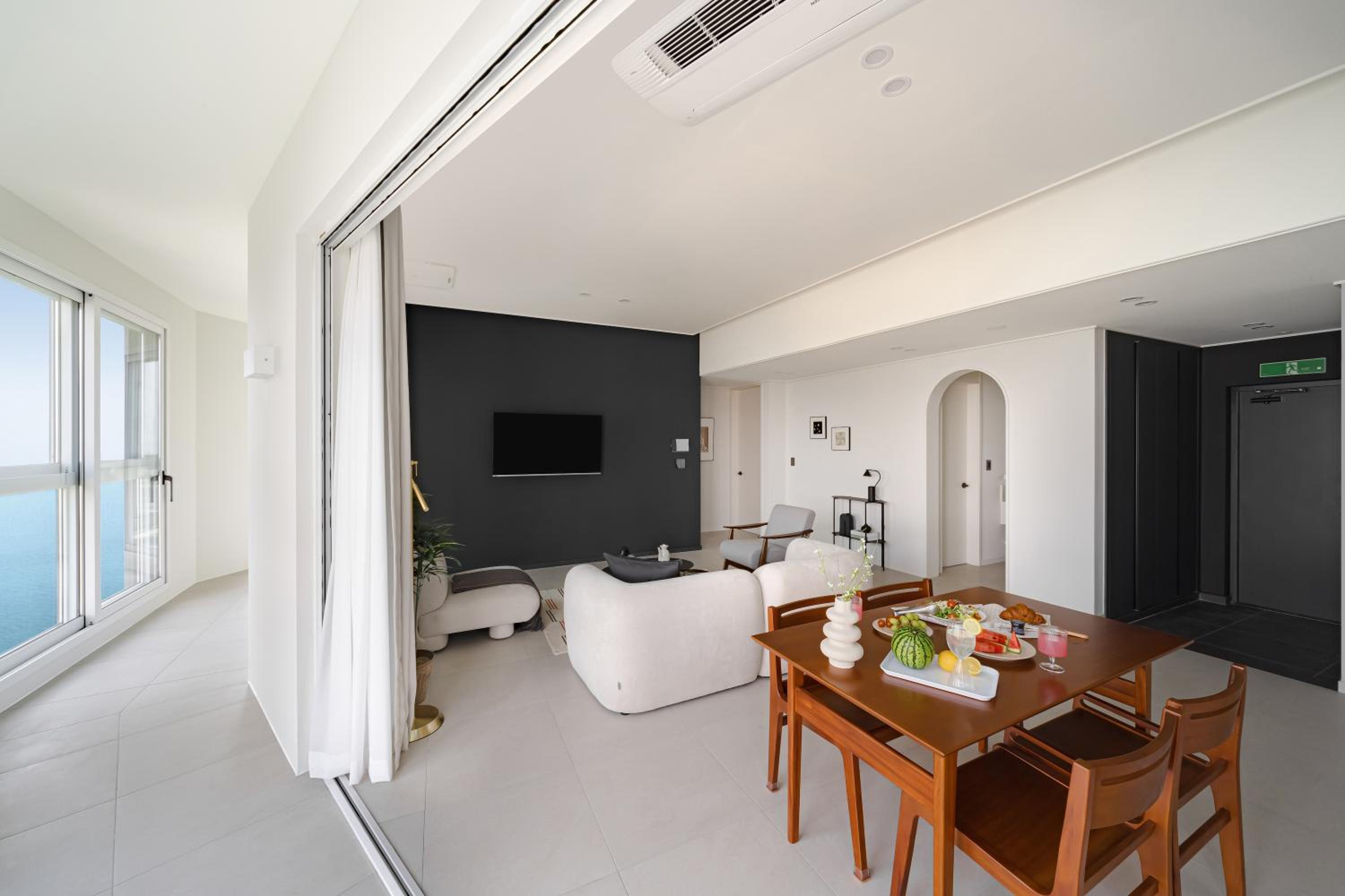 Family 2 Rooms Ocean - Photo 3