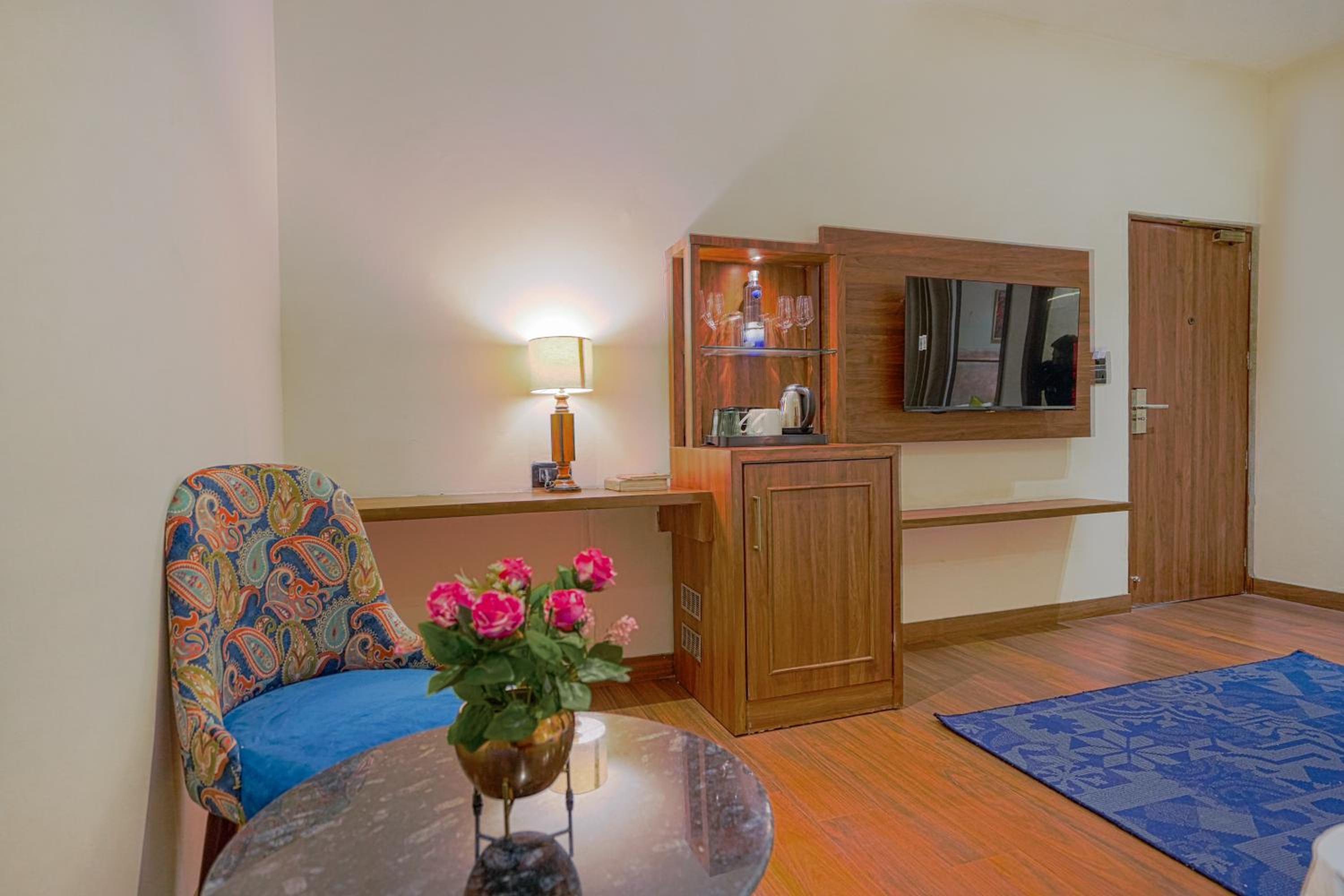 Deluxe Twin Room - Photo 9