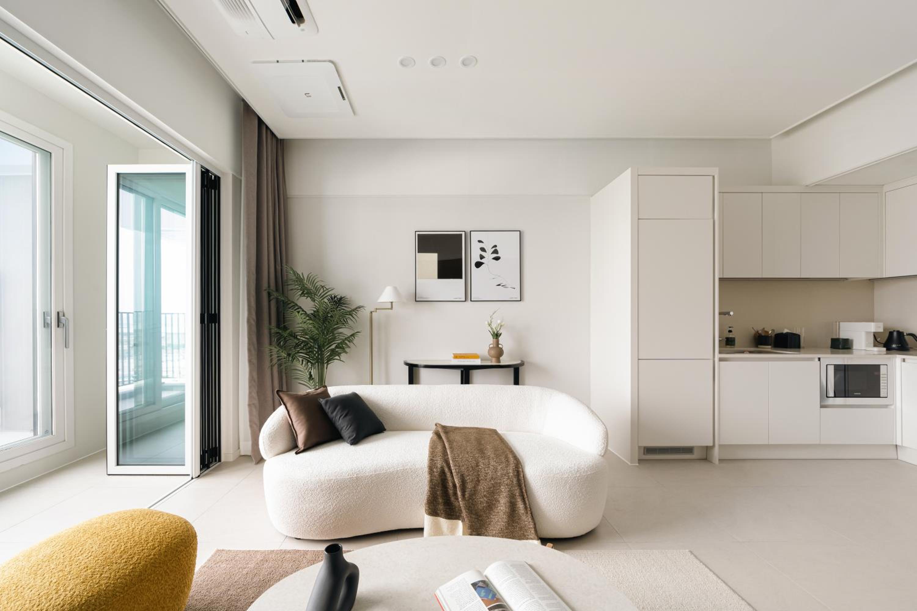 Premier Suite Family - Photo 1