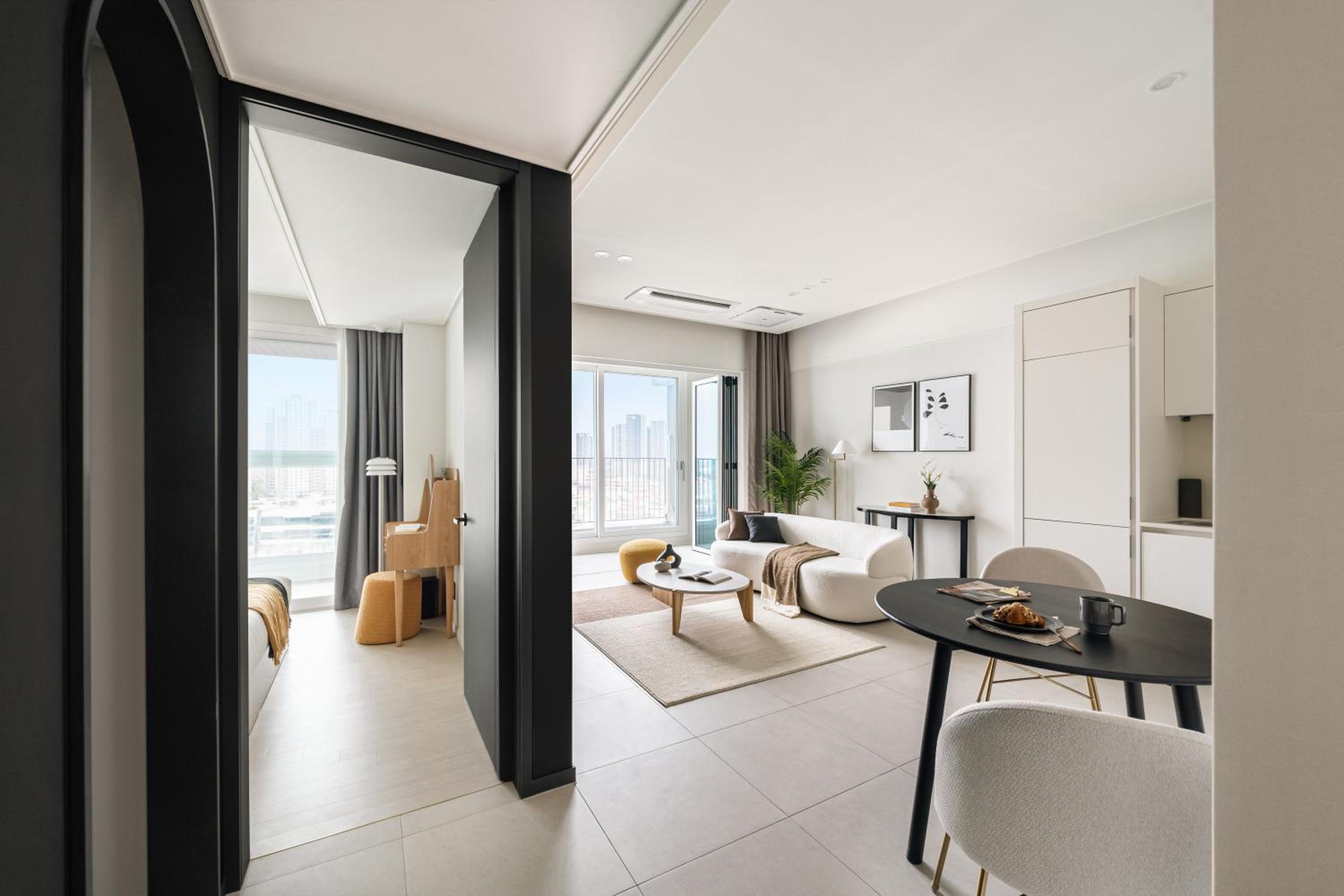 Premier Suite Family - Photo 10
