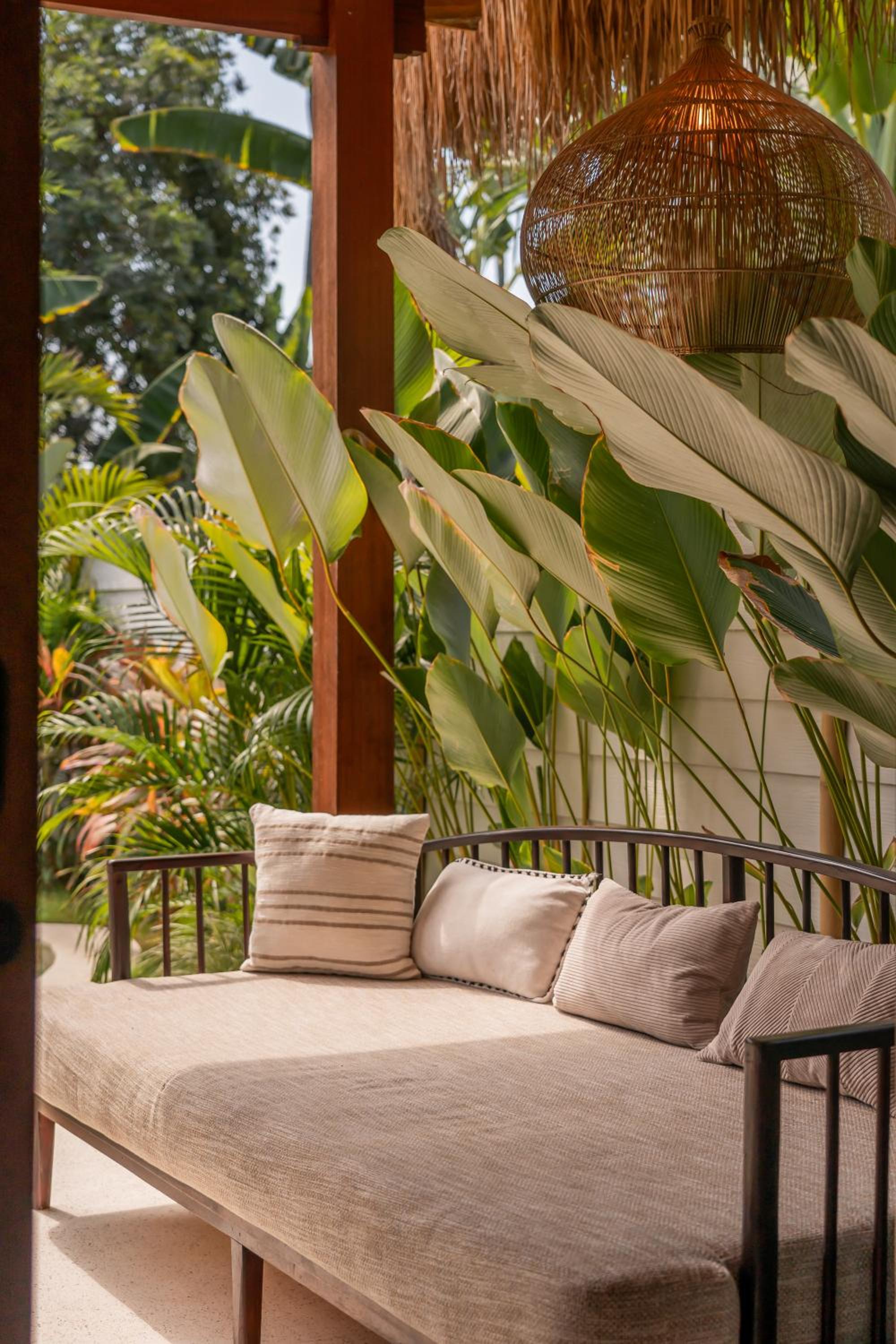 Villa With Private Pool - Photo 20