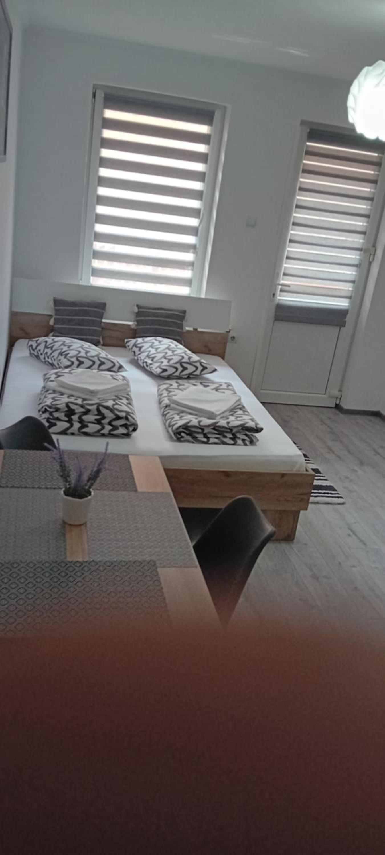 Deluxe Room - Photo 8