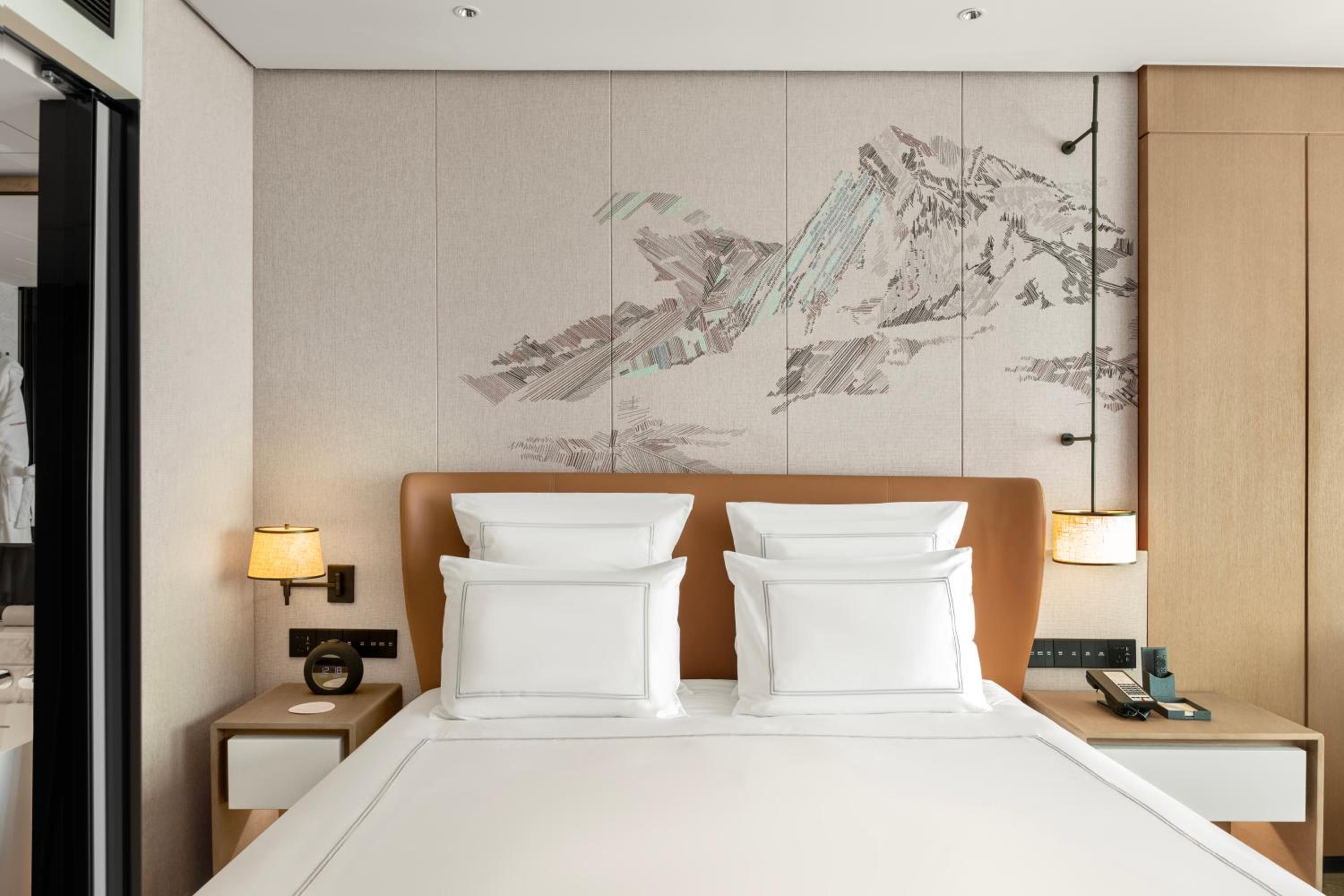 Premier King suite with Lounge Access - Photo 1
