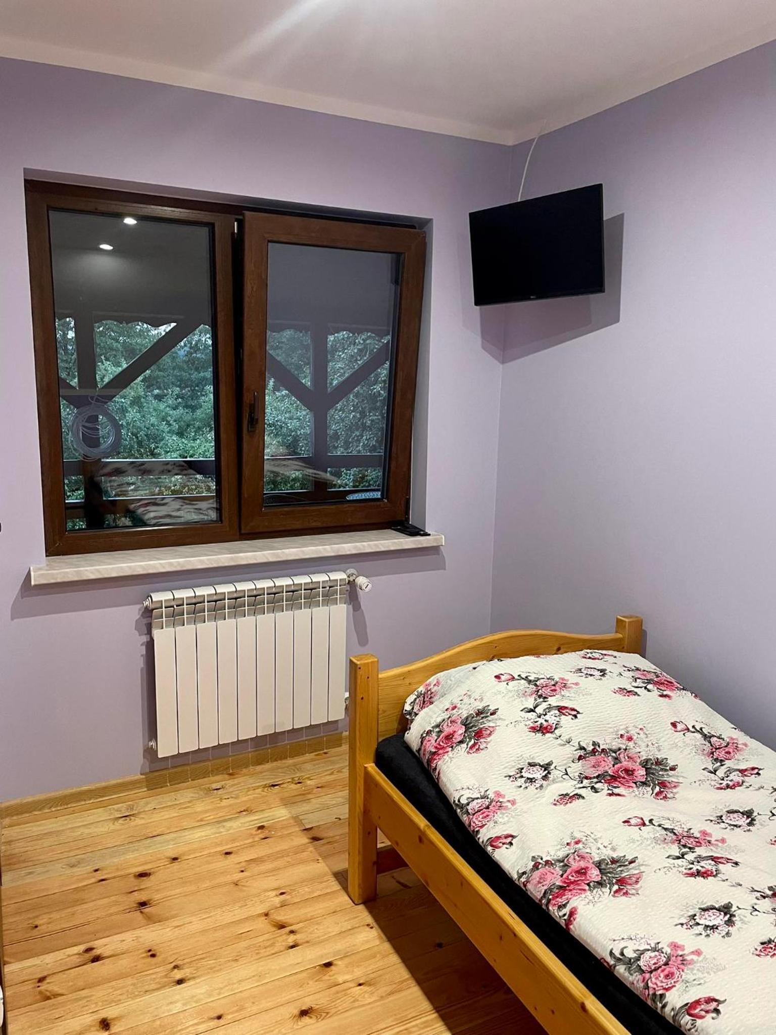 Twin Room with Lake View photo 1