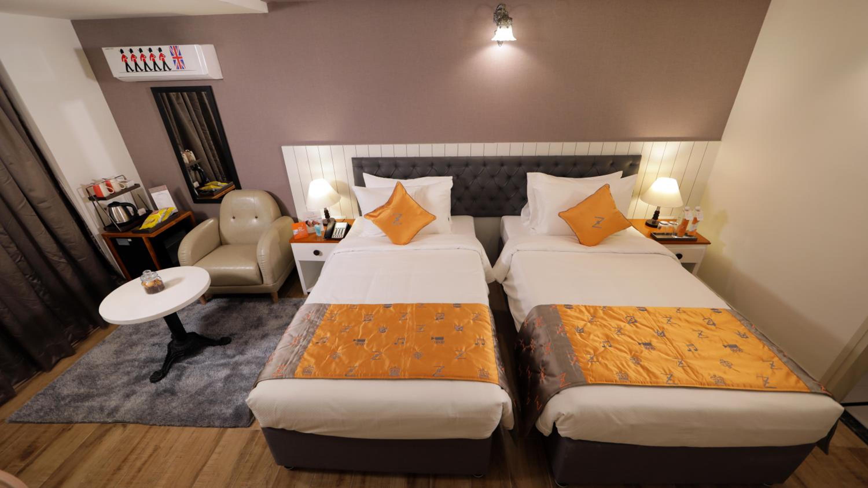 Standard Twin Room - Photo 1