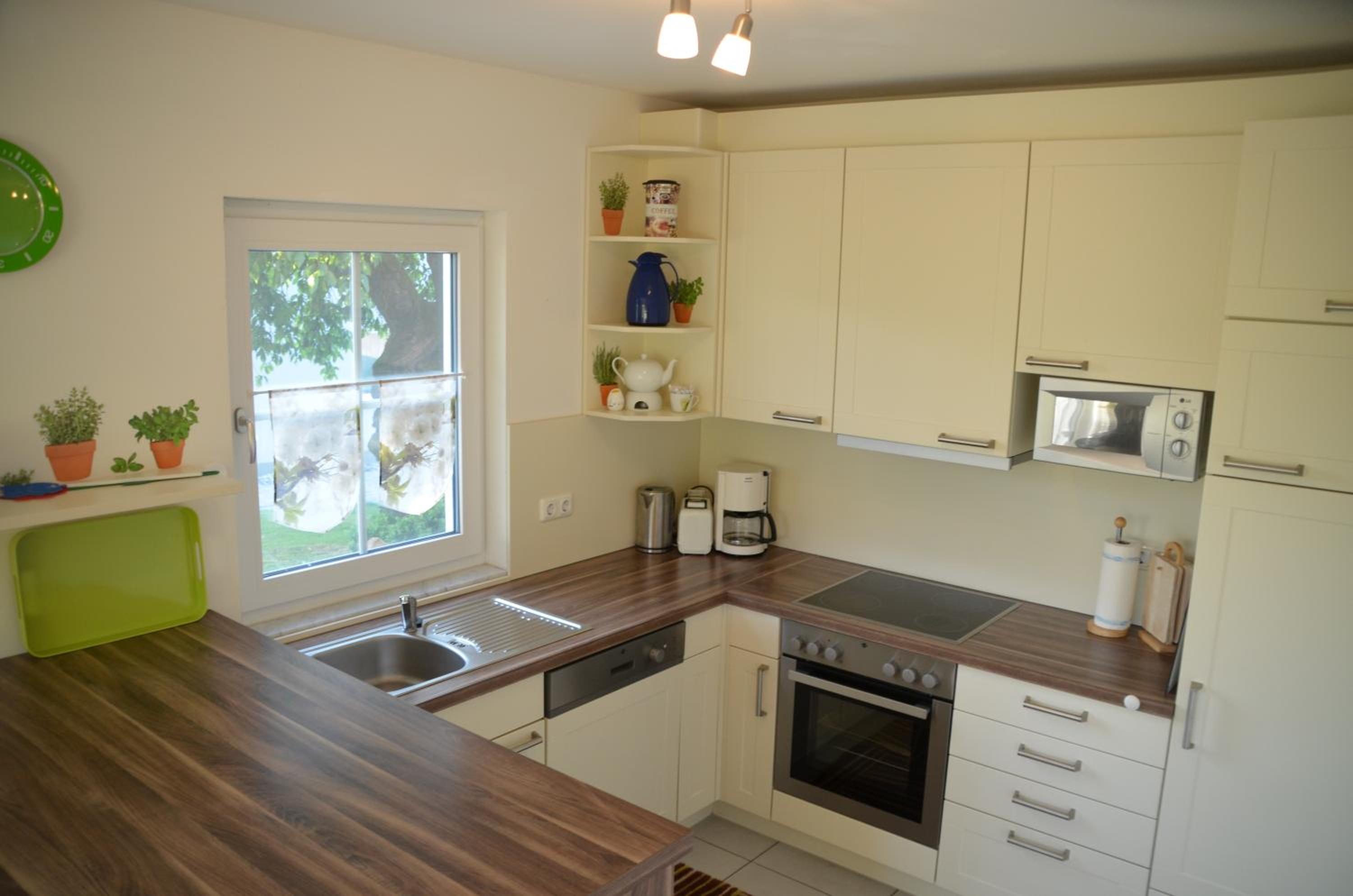 Two-Bedroom House photo 2