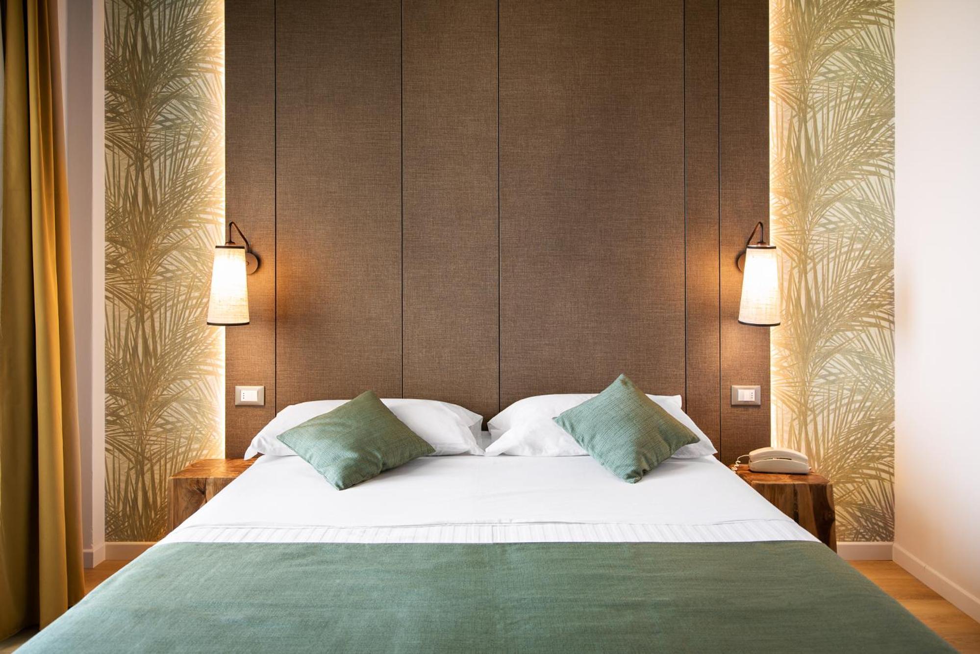 Superior Double or Twin Room - Photo 1